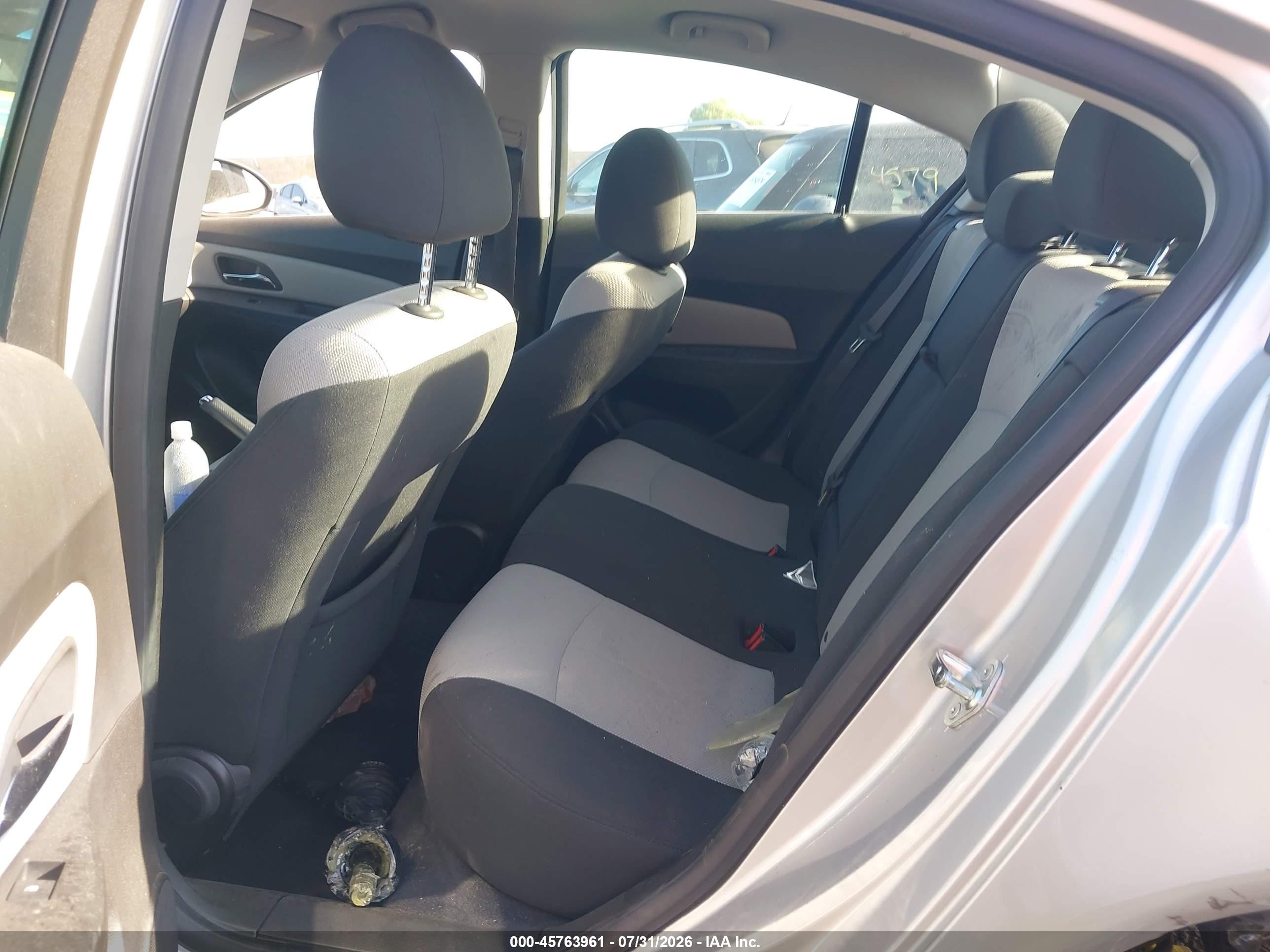 2011 Chevrolet Cruze Ls Silver vin: 1G1PC5SH1B7106210
