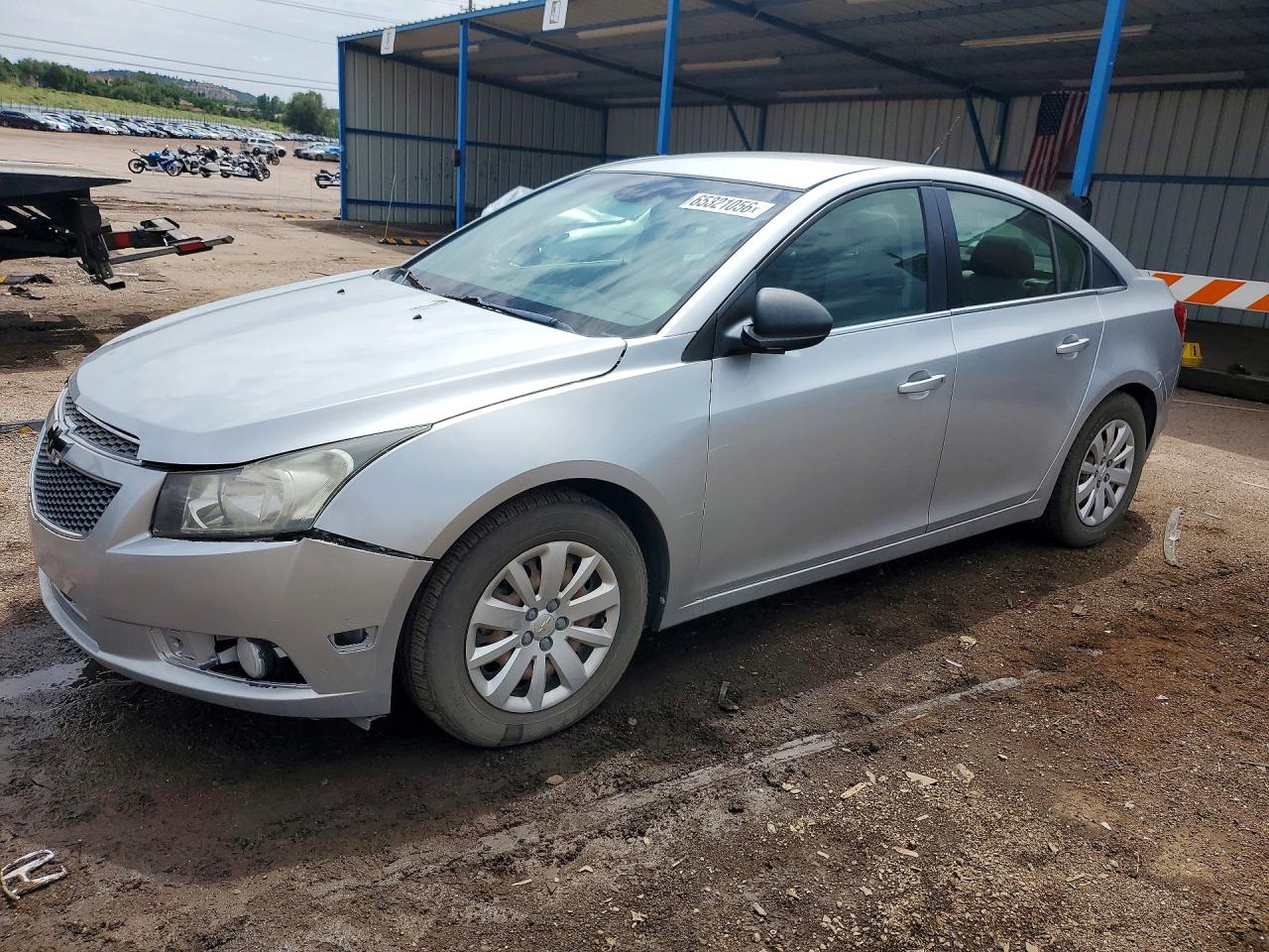 2011 Chevrolet Cruze Ls Серебряный vin: 1G1PC5SH1B7156217
