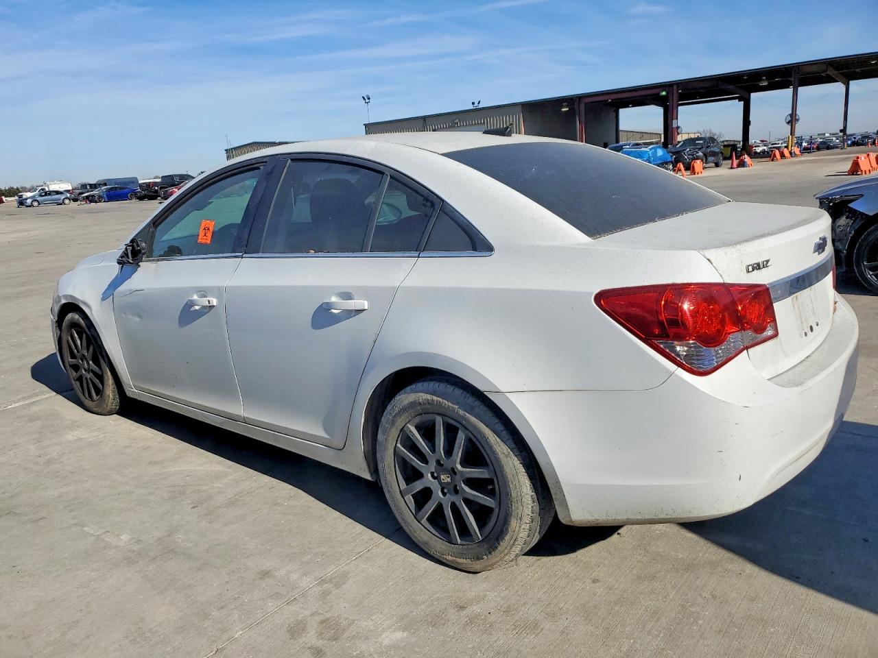 2012 Chevrolet Cruze Ls White vin: 1G1PC5SH1C7196475