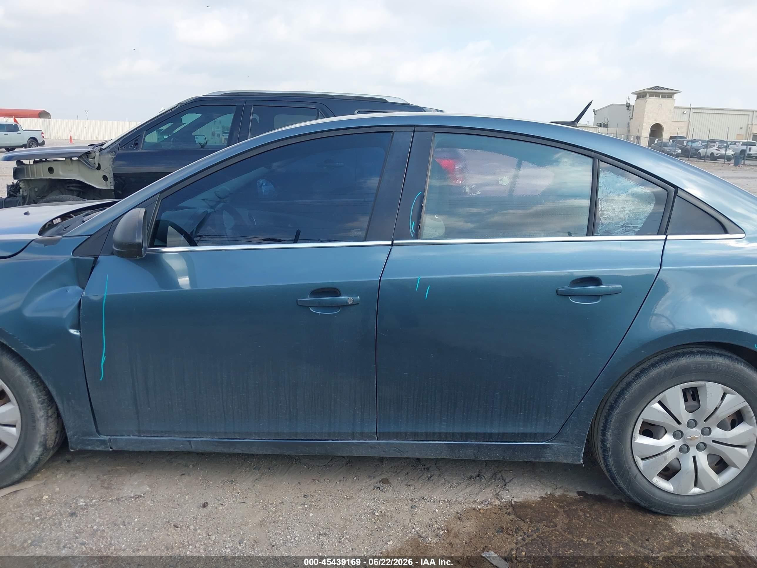 2012 Chevrolet Cruze Ls Blue vin: 1G1PC5SH1C7243603