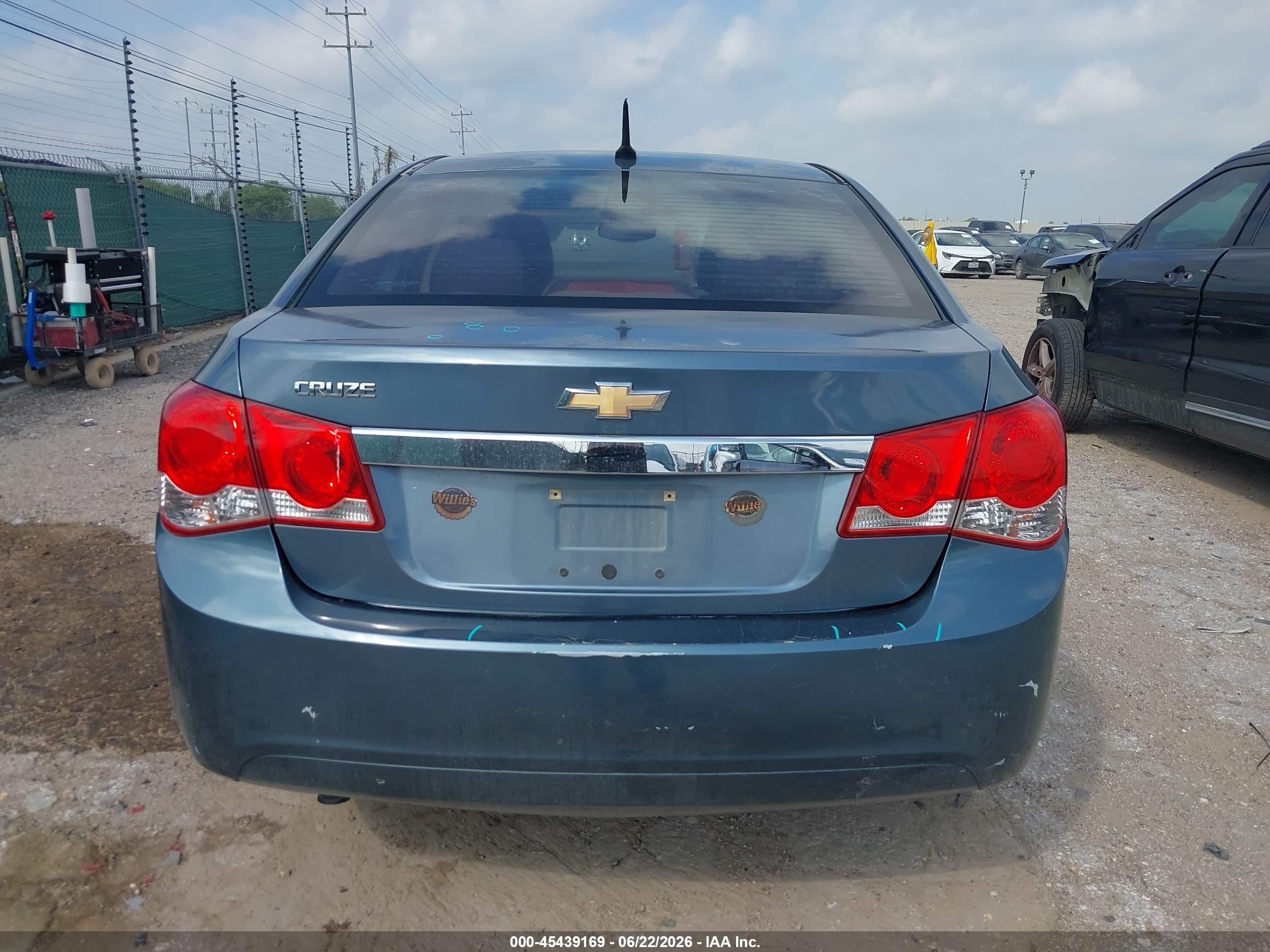 2012 Chevrolet Cruze Ls Blue vin: 1G1PC5SH1C7243603