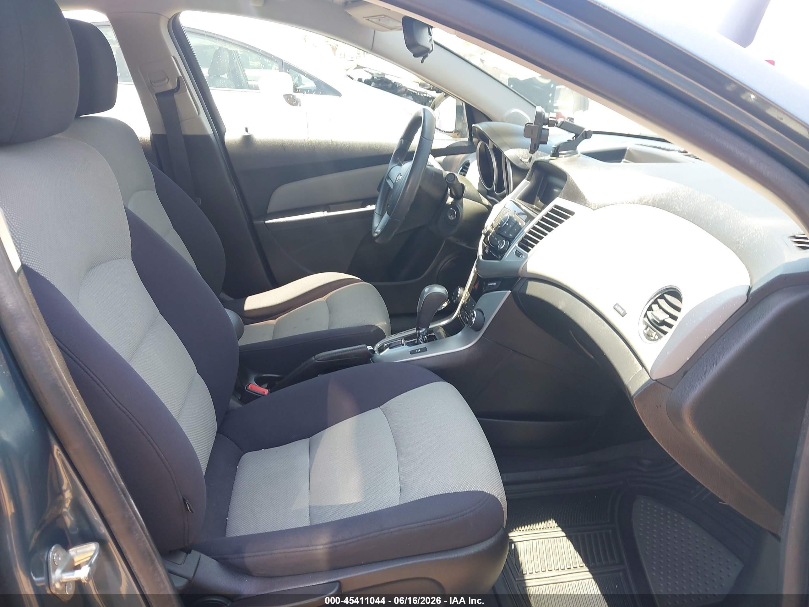 2012 Chevrolet Cruze Ls Pewter vin: 1G1PC5SH1C7329333