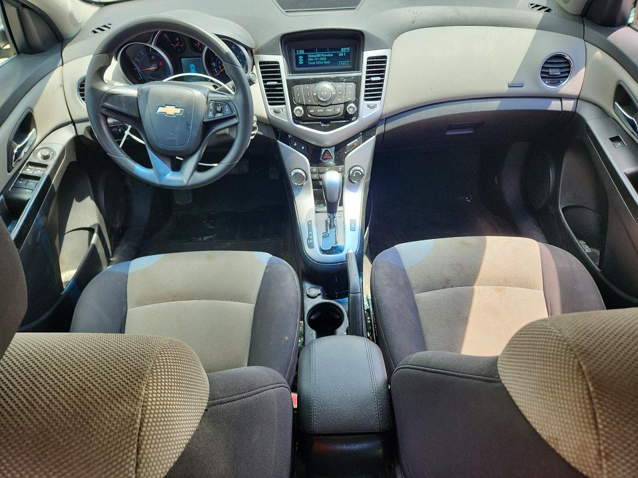 2012 Chevrolet Cruze Ls White vin: 1G1PC5SH1C7372327