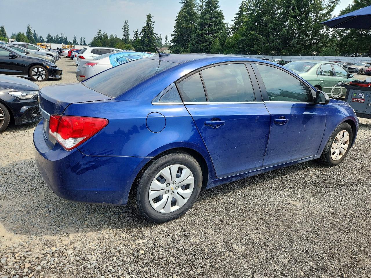 2012 Chevrolet Cruze Ls Blue vin: 1G1PC5SH1C7374322