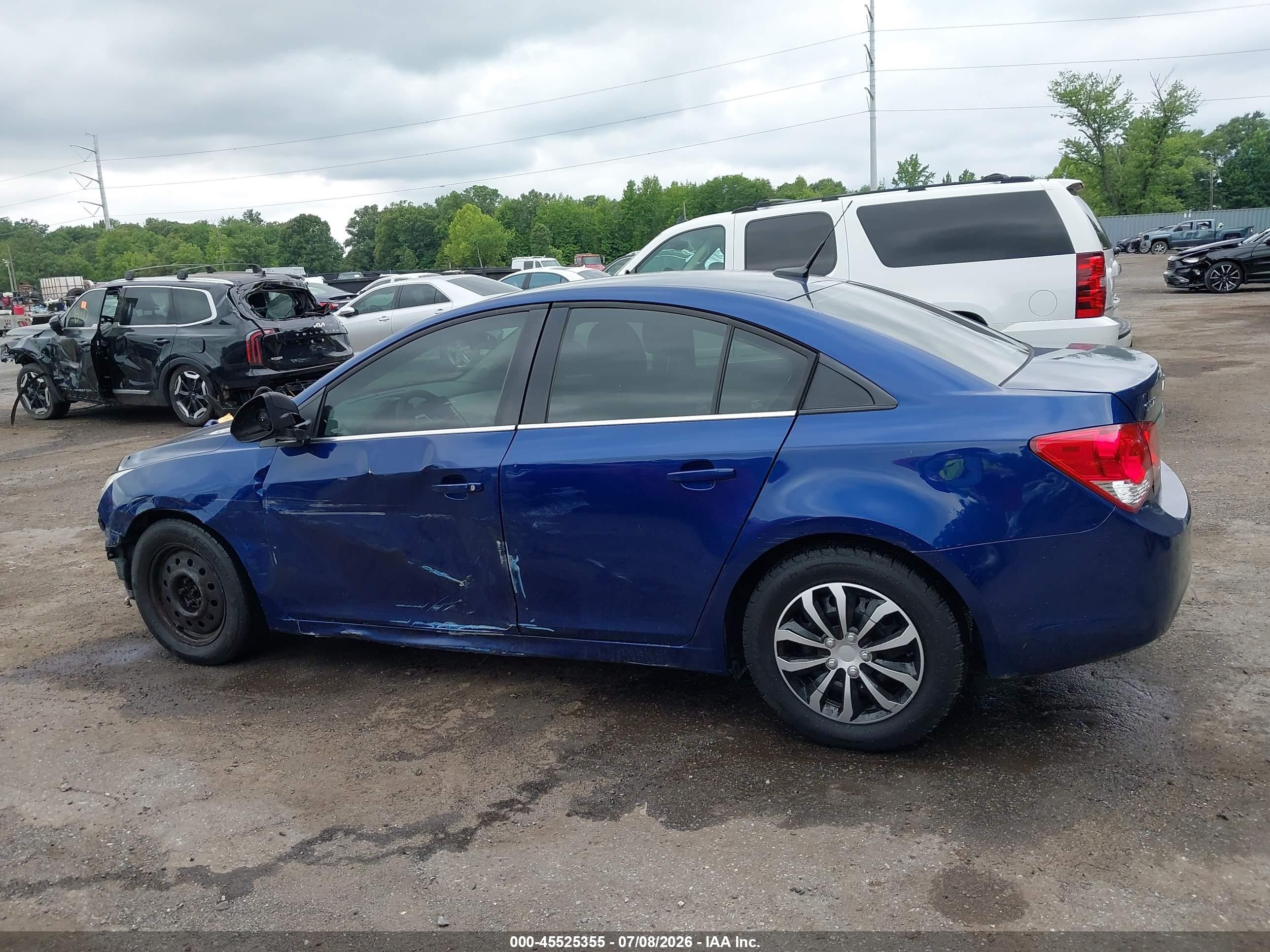 2012 Chevrolet Cruze Ls Blue vin: 1G1PC5SH1C7410171