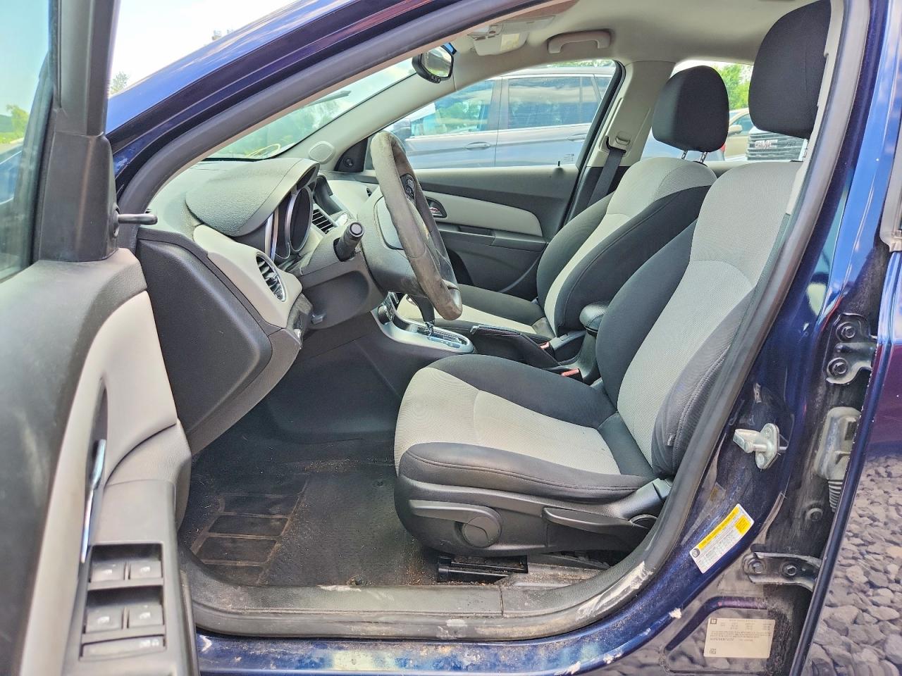 2011 Chevrolet Cruze Ls Black vin: 1G1PC5SH2B7103736