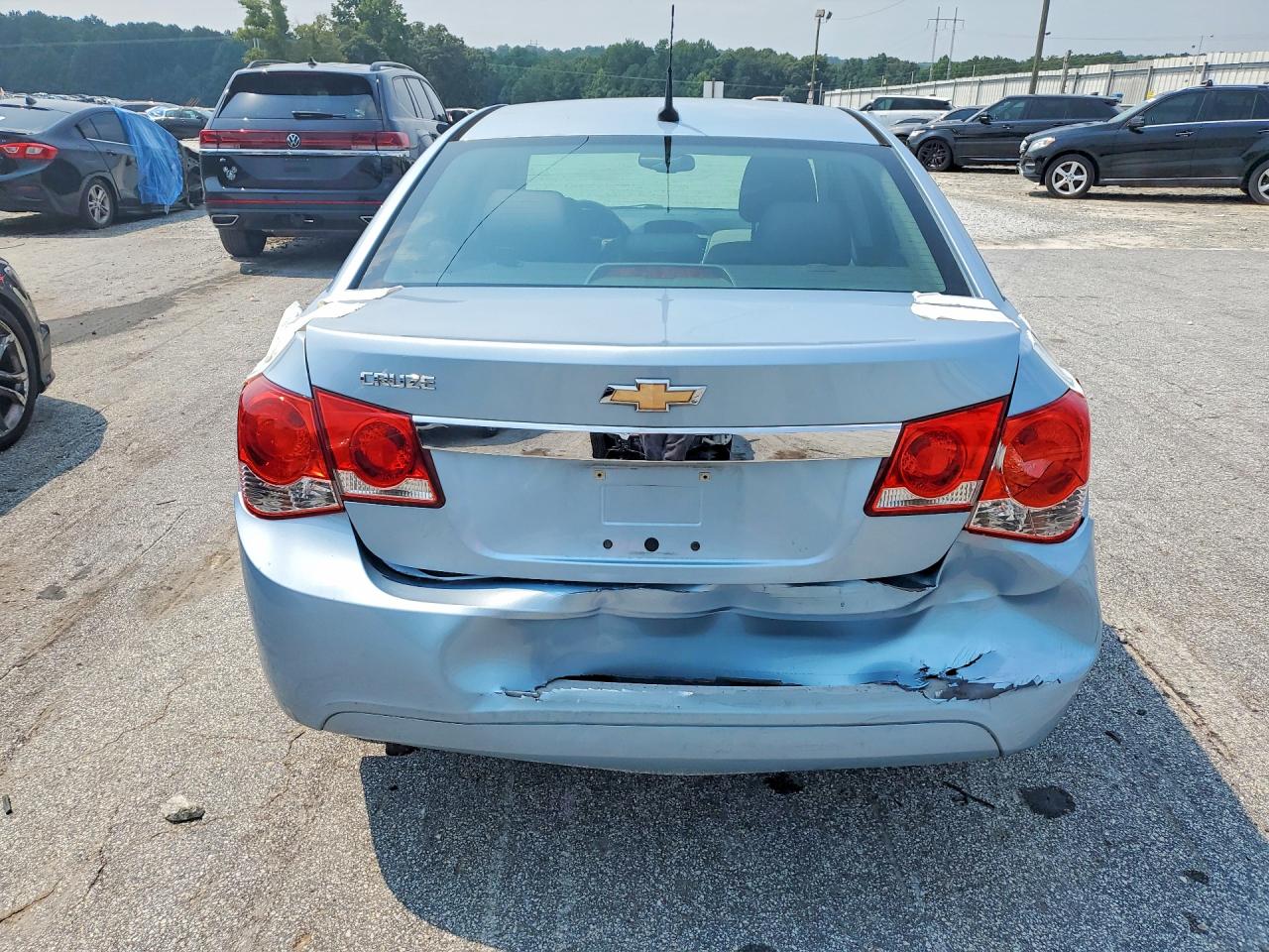 2011 Chevrolet Cruze Ls Blue vin: 1G1PC5SH2B7137658