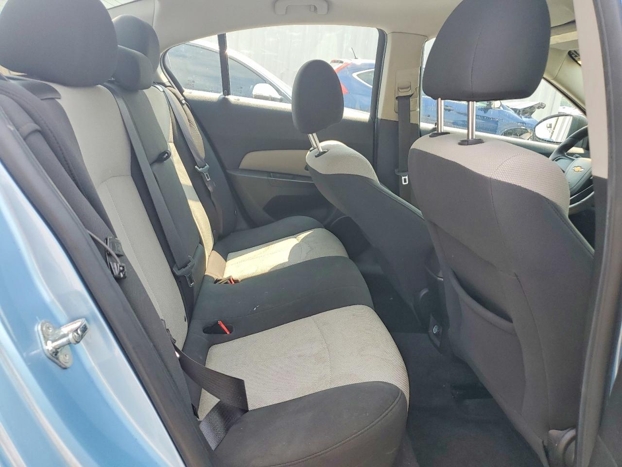 2011 Chevrolet Cruze Ls Blue vin: 1G1PC5SH2B7137658