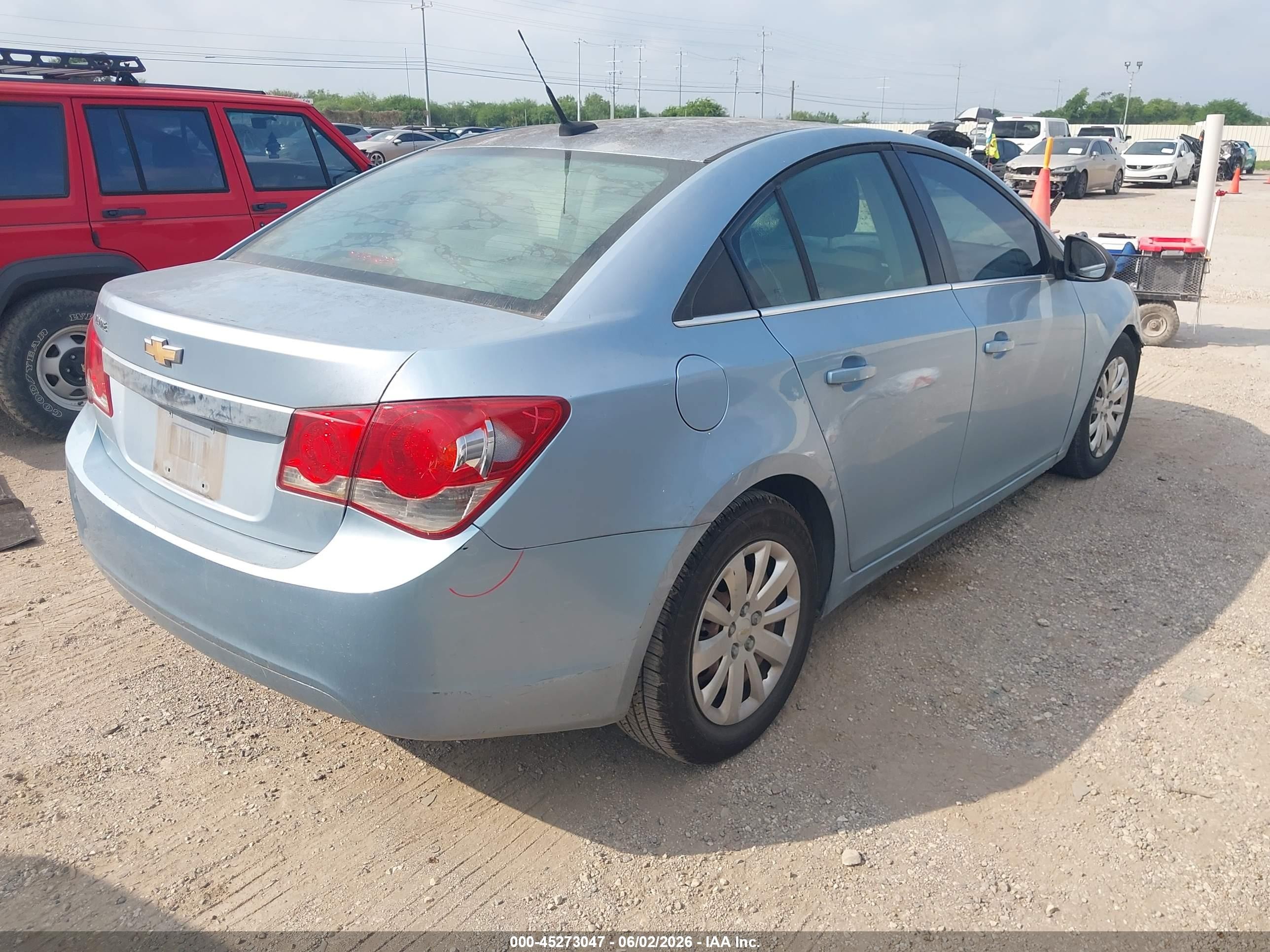 2011 Chevrolet Cruze Ls Blue vin: 1G1PC5SH2B7187962