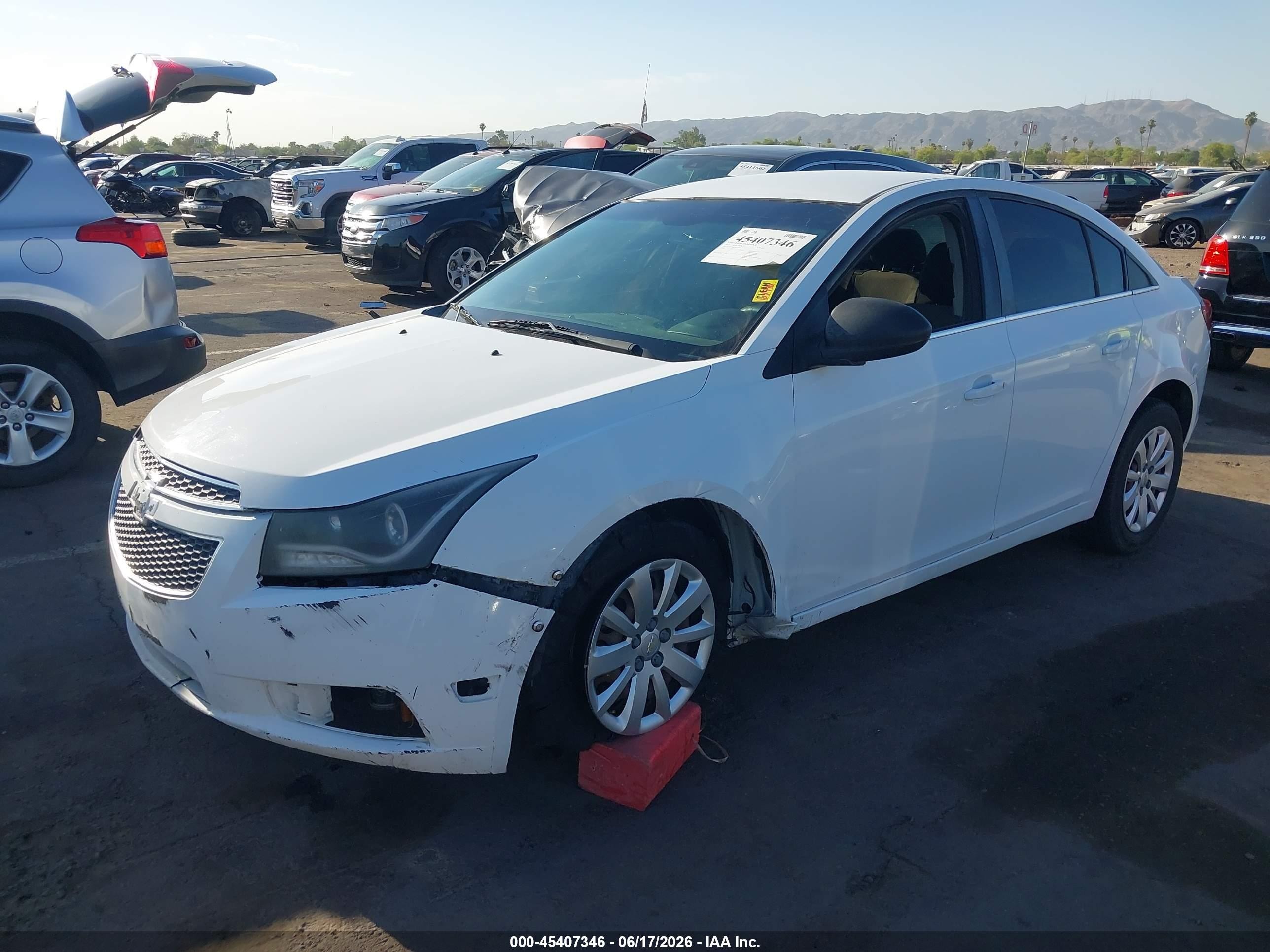 2011 Chevrolet Cruze Ls White vin: 1G1PC5SH2B7199433