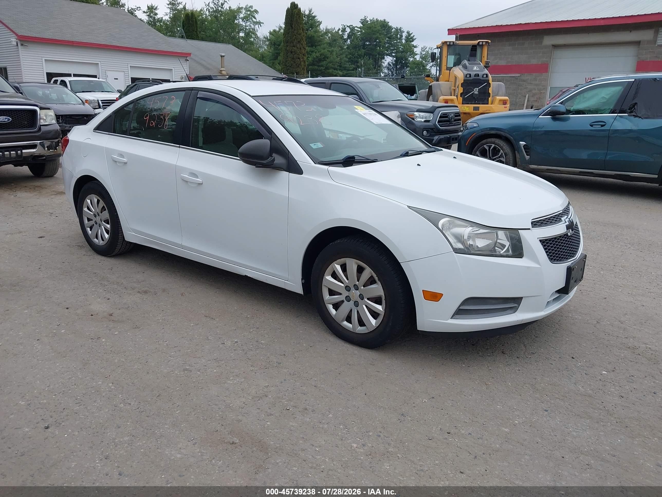 2011 Chevrolet Cruze Ls White vin: 1G1PC5SH2B7287544