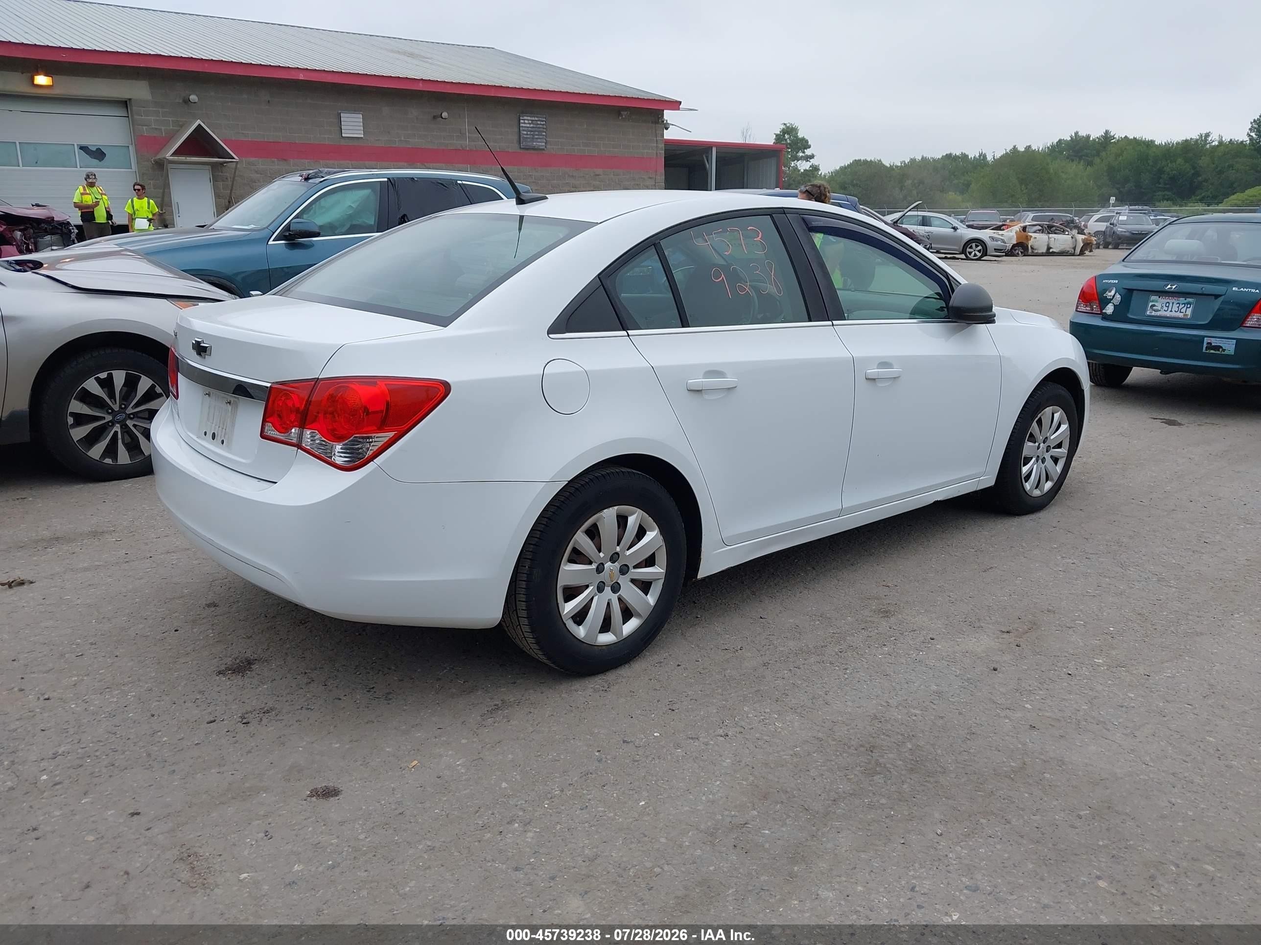 2011 Chevrolet Cruze Ls White vin: 1G1PC5SH2B7287544