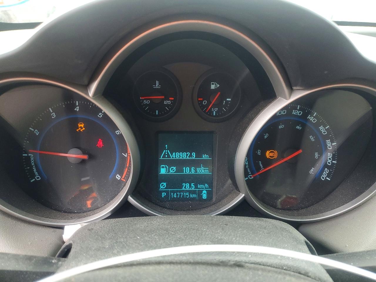 2012 Chevrolet Cruze Ls Silver vin: 1G1PC5SH2C7141677