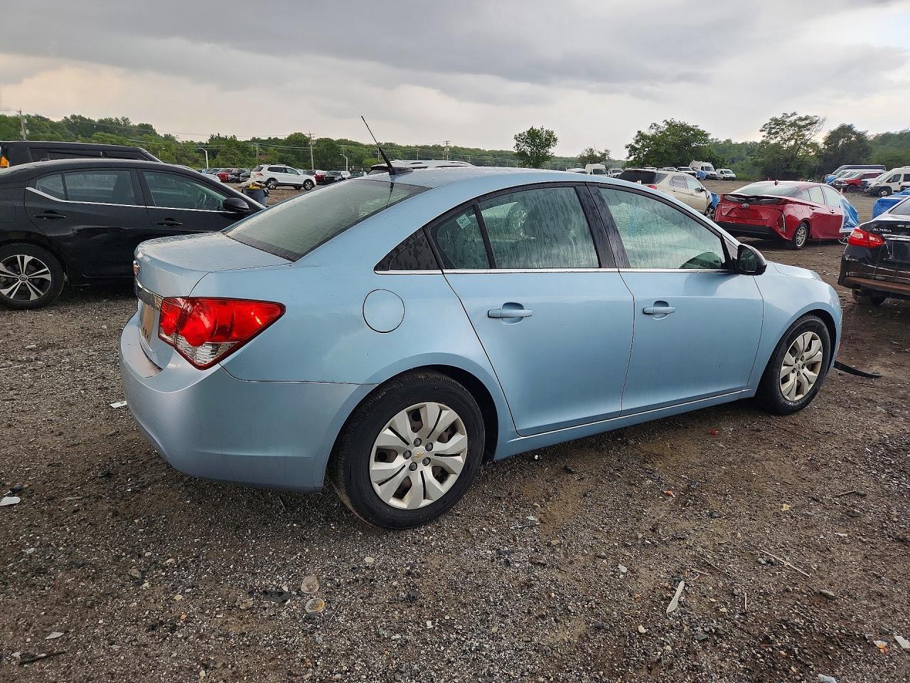 2012 Chevrolet Cruze Ls Blue vin: 1G1PC5SH2C7172928