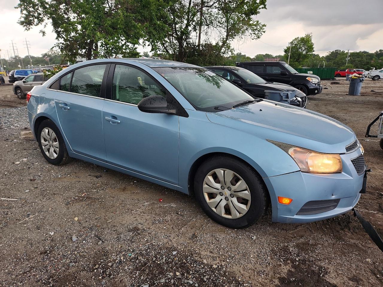 2012 Chevrolet Cruze Ls Blue vin: 1G1PC5SH2C7172928