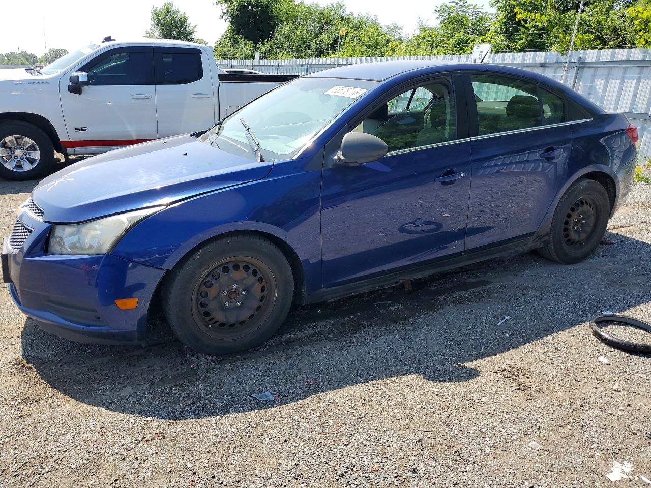 2012 Chevrolet Cruze Ls Blue vin: 1G1PC5SH2C7176381