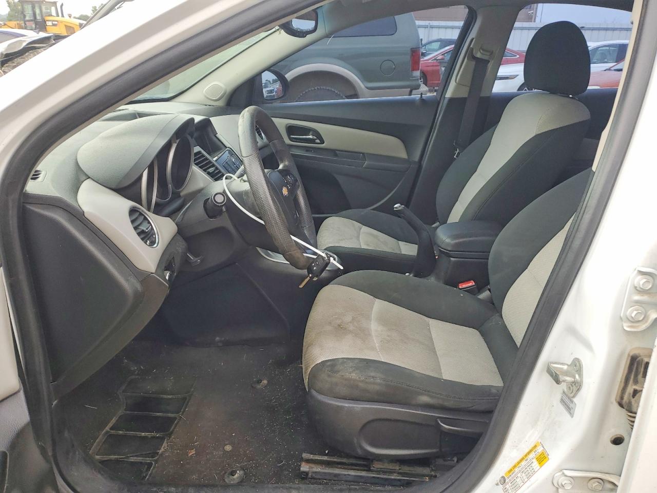 2012 Chevrolet Cruze Ls Белый vin: 1G1PC5SH2C7227992