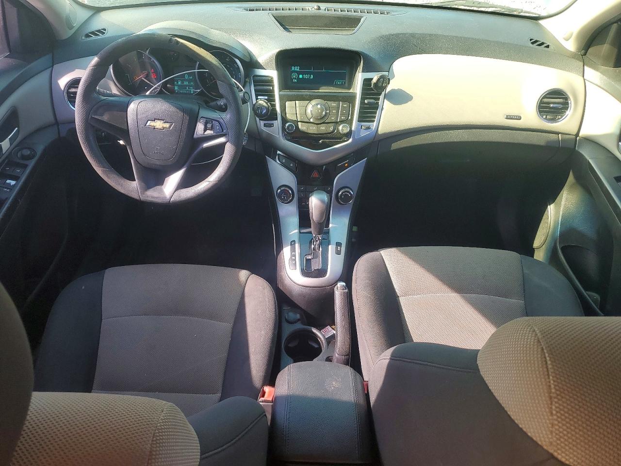 2012 Chevrolet Cruze Ls Silver vin: 1G1PC5SH2C7229712