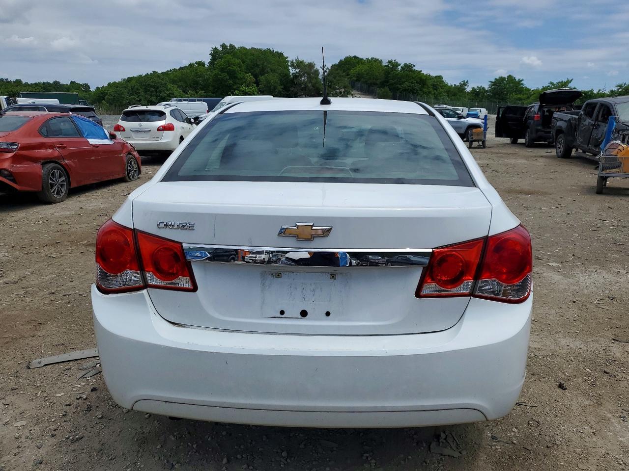 2012 Chevrolet Cruze Ls White vin: 1G1PC5SH2C7287691