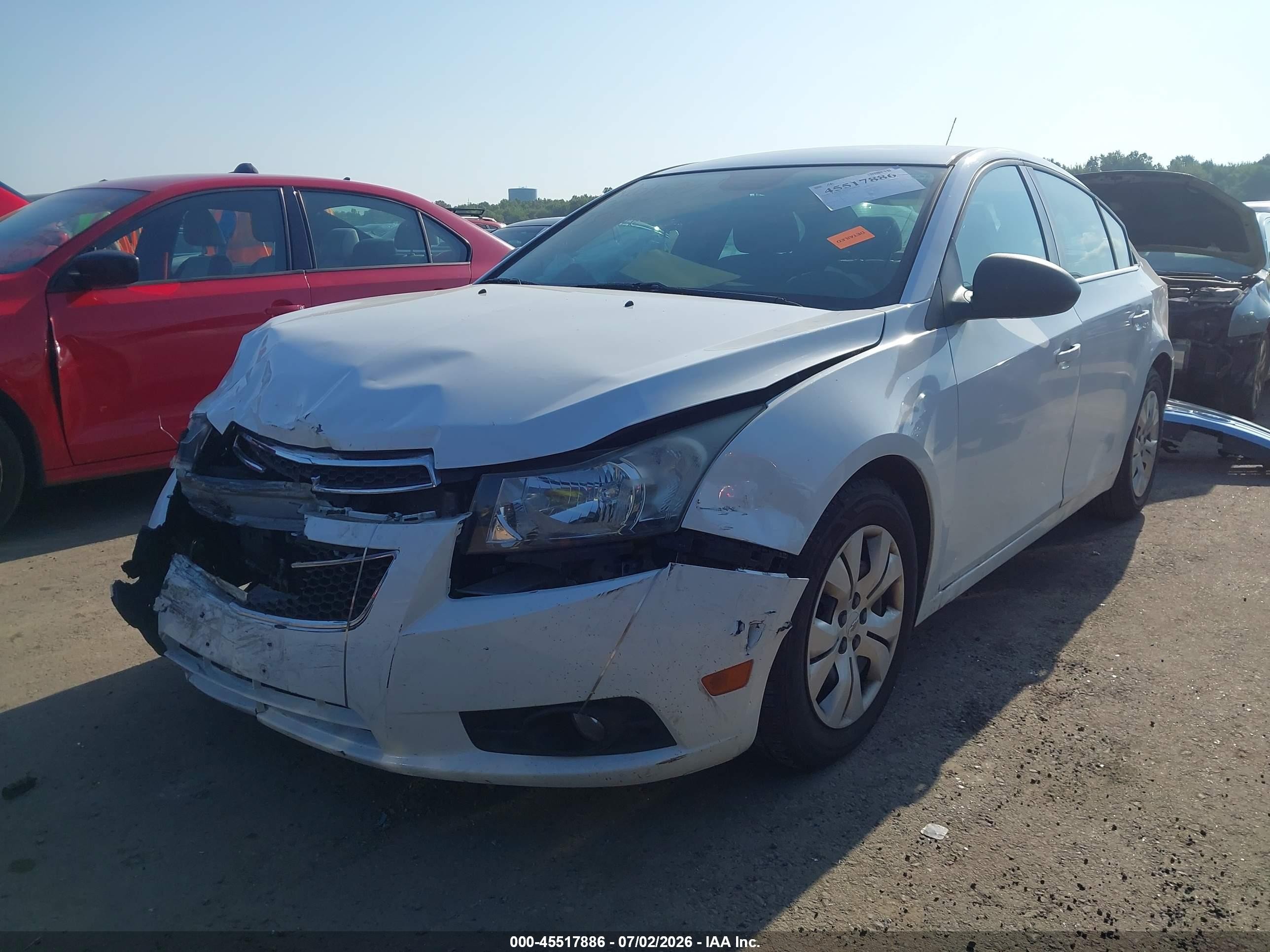 2012 Chevrolet Cruze Ls White vin: 1G1PC5SH2C7390772