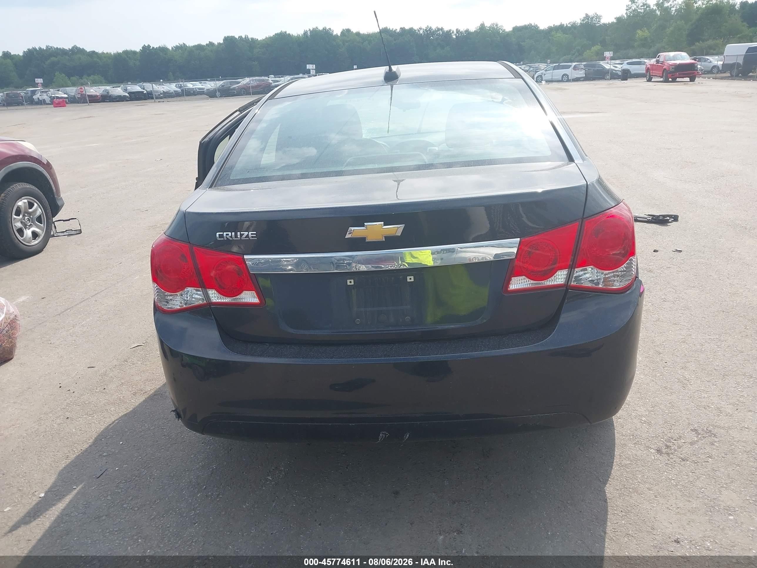 2016 Chevrolet Cruze Limited Ls Auto Black vin: 1G1PC5SH2G7143175