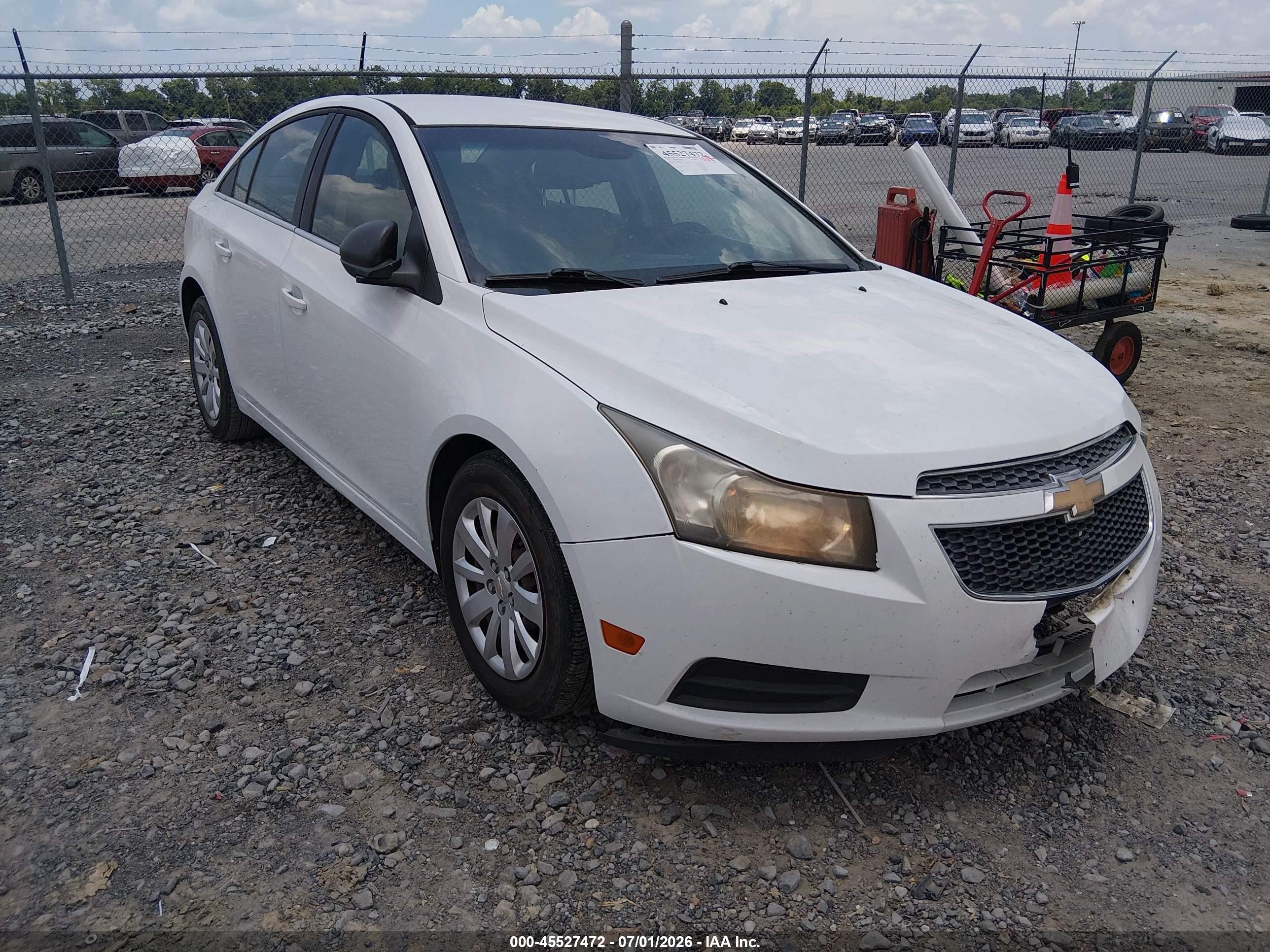 2011 Chevrolet Cruze Ls White vin: 1G1PC5SH3B7184374