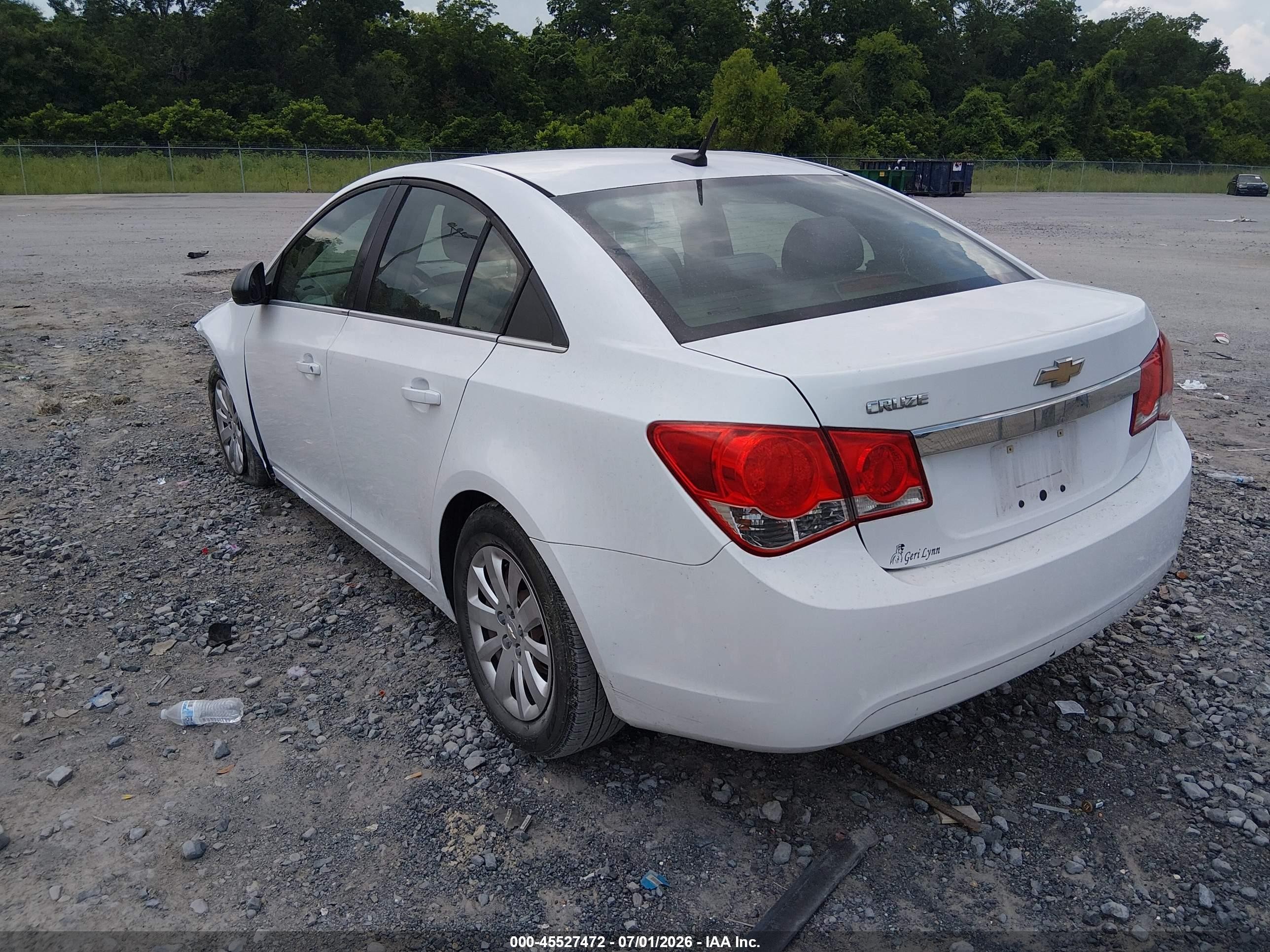 2011 Chevrolet Cruze Ls White vin: 1G1PC5SH3B7184374