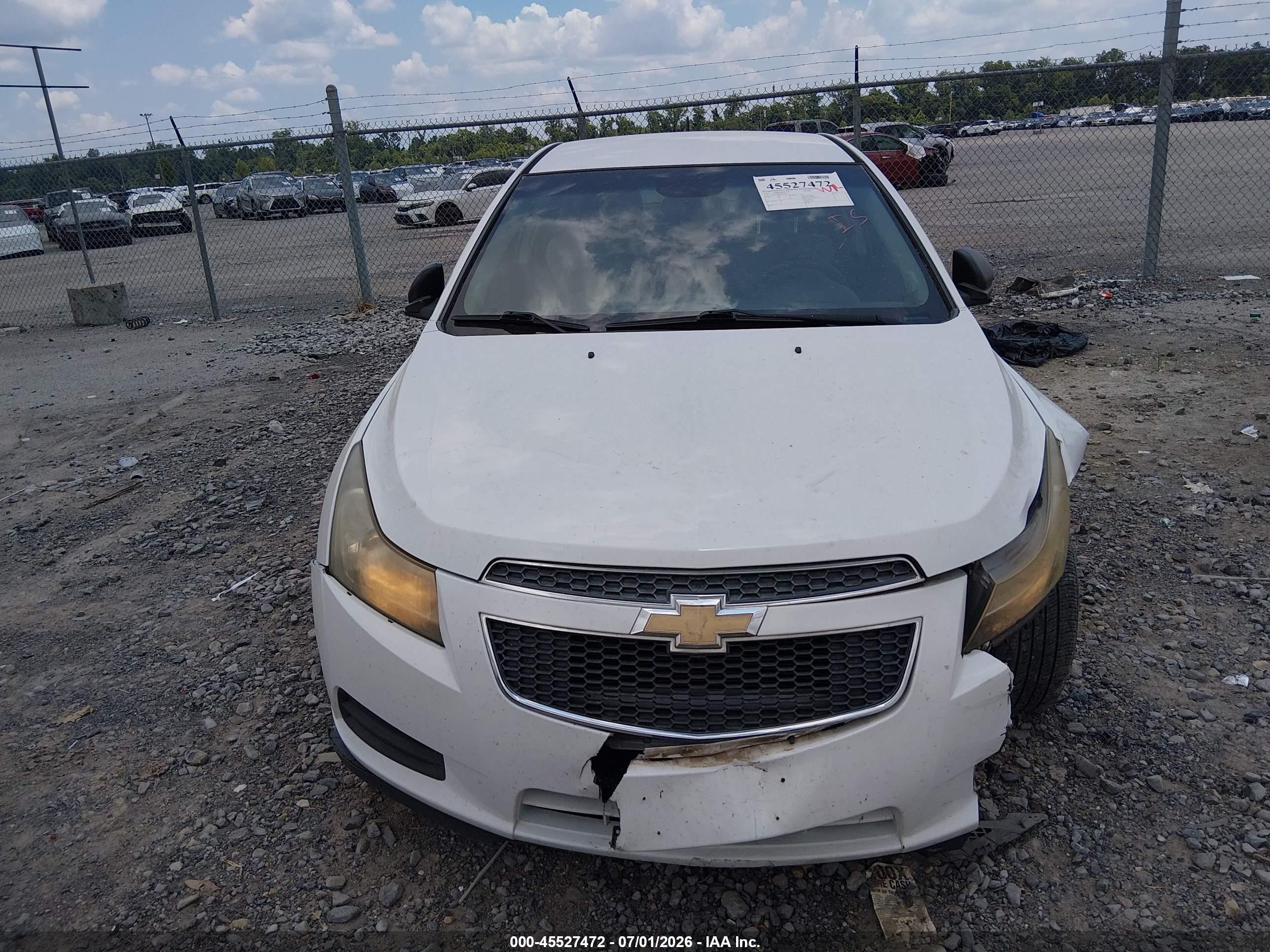 2011 Chevrolet Cruze Ls White vin: 1G1PC5SH3B7184374