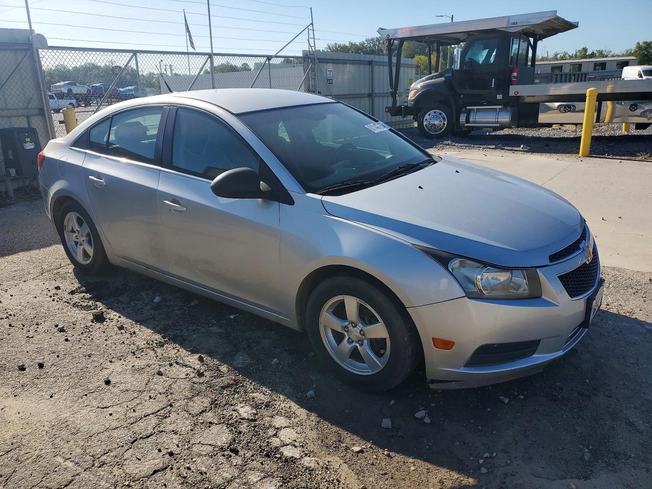 2012 Chevrolet Cruze Ls Silver vin: 1G1PC5SH3C7154258