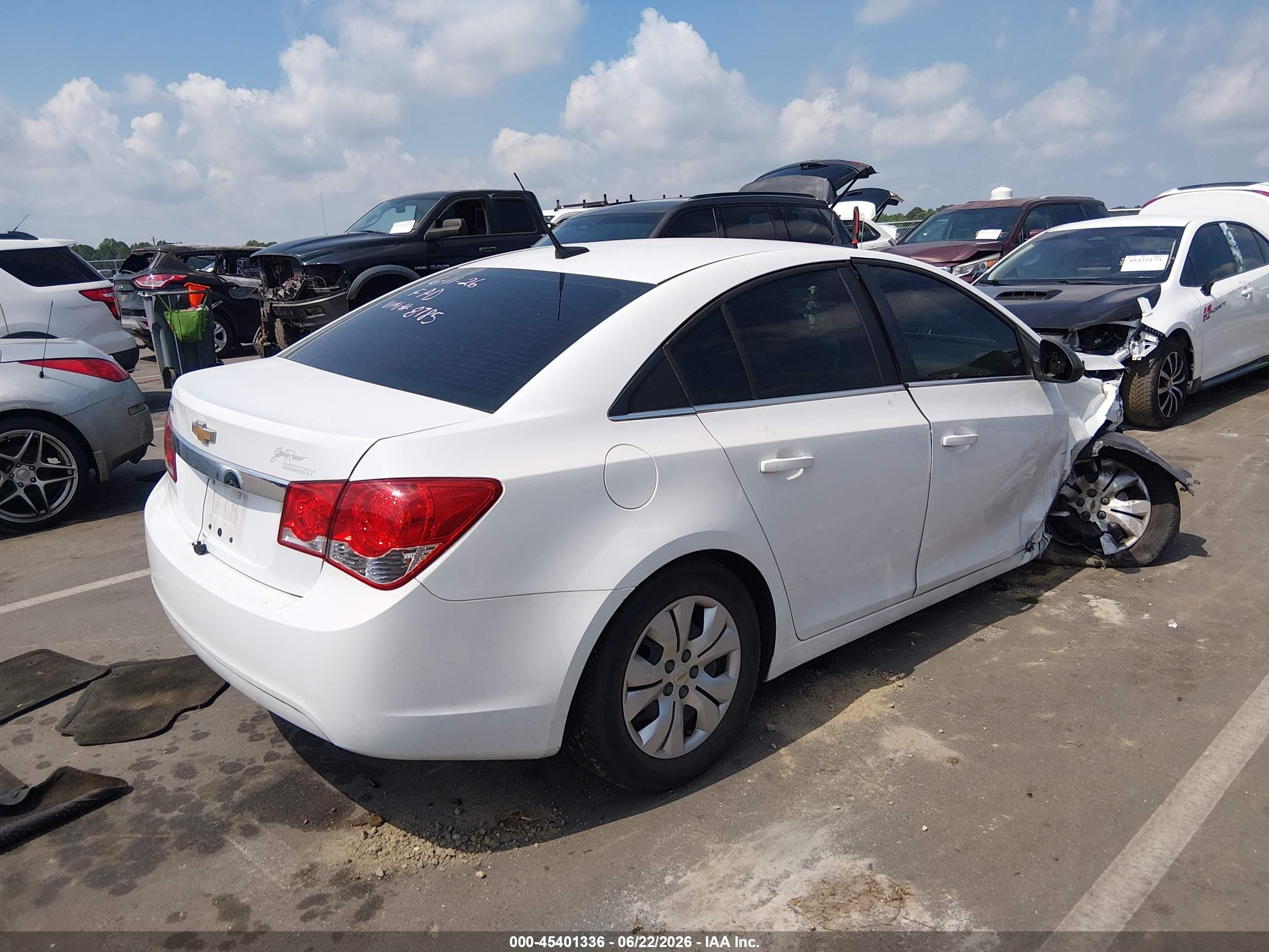 2012 Chevrolet Cruze Ls White vin: 1G1PC5SH3C7318785
