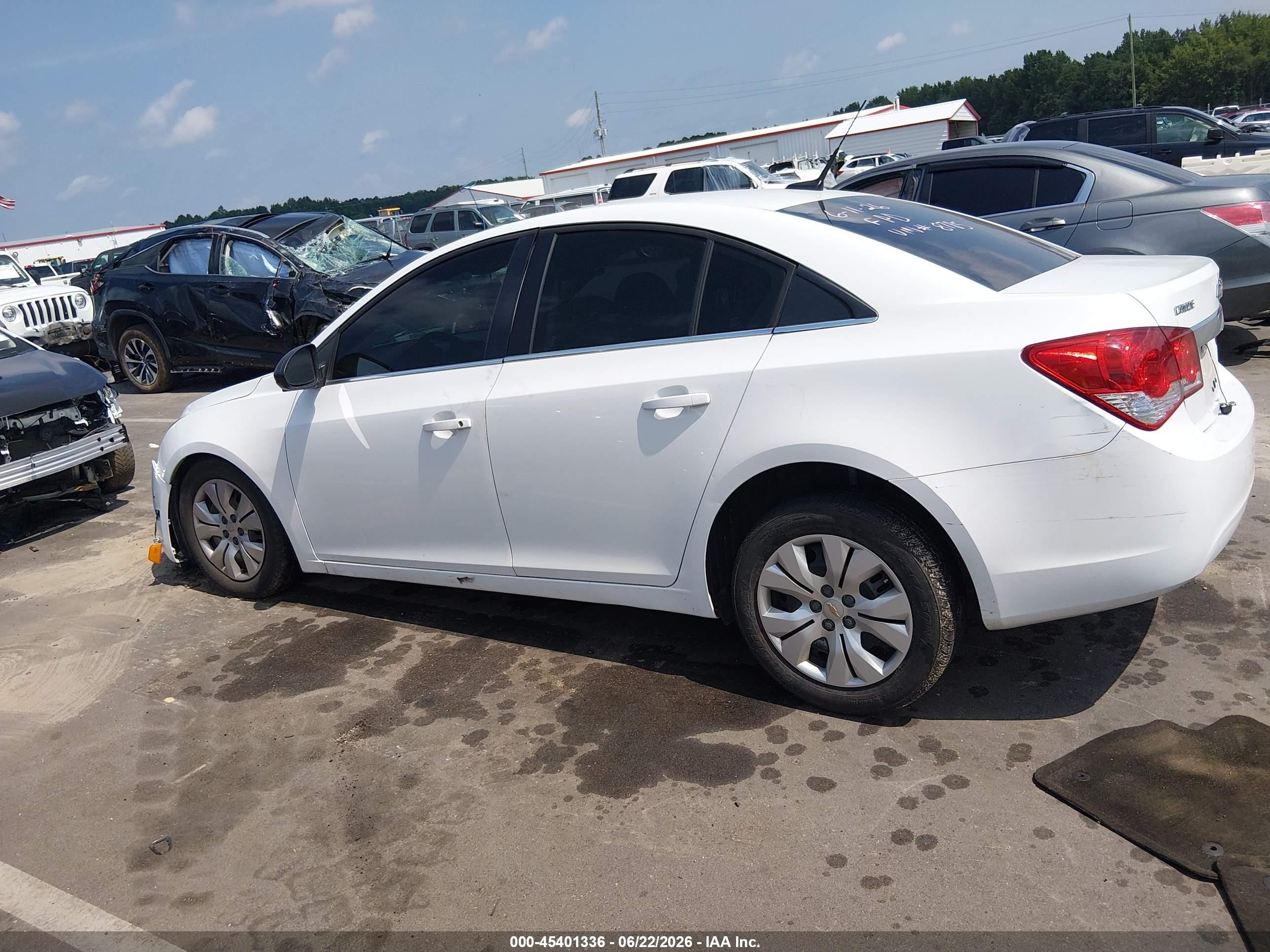 2012 Chevrolet Cruze Ls White vin: 1G1PC5SH3C7318785