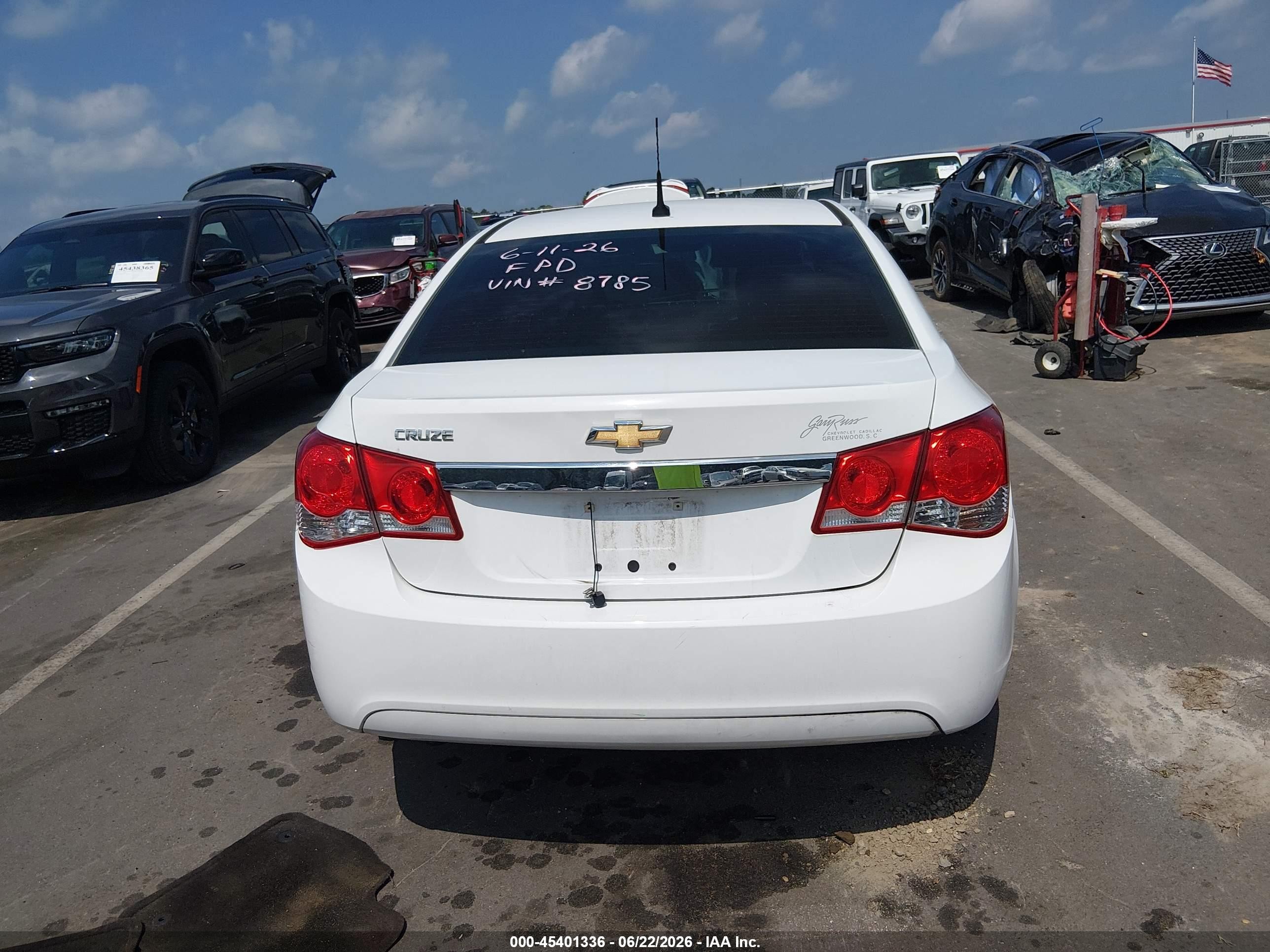2012 Chevrolet Cruze Ls White vin: 1G1PC5SH3C7318785