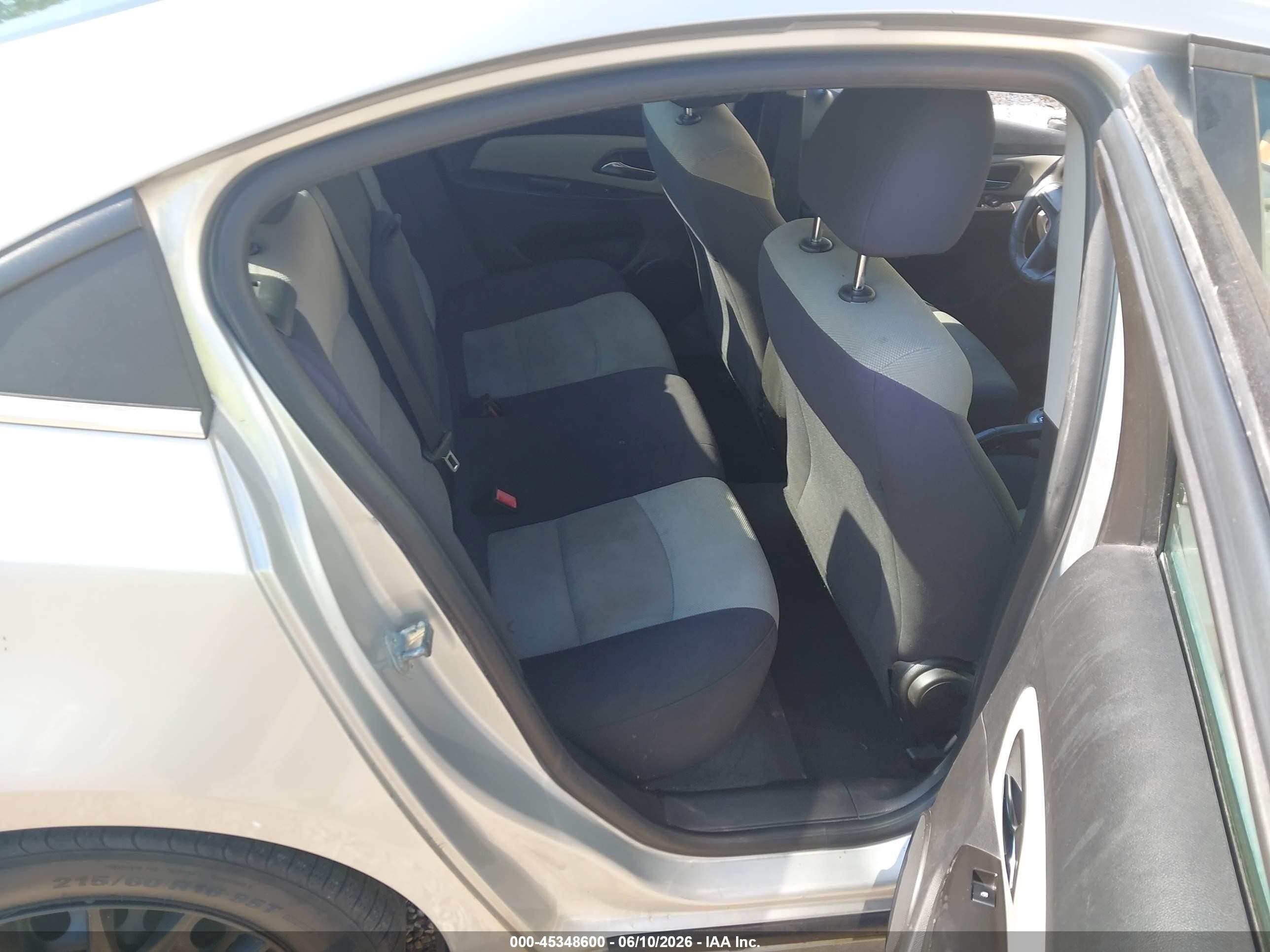 2012 Chevrolet Cruze Ls Gray vin: 1G1PC5SH3C7351561