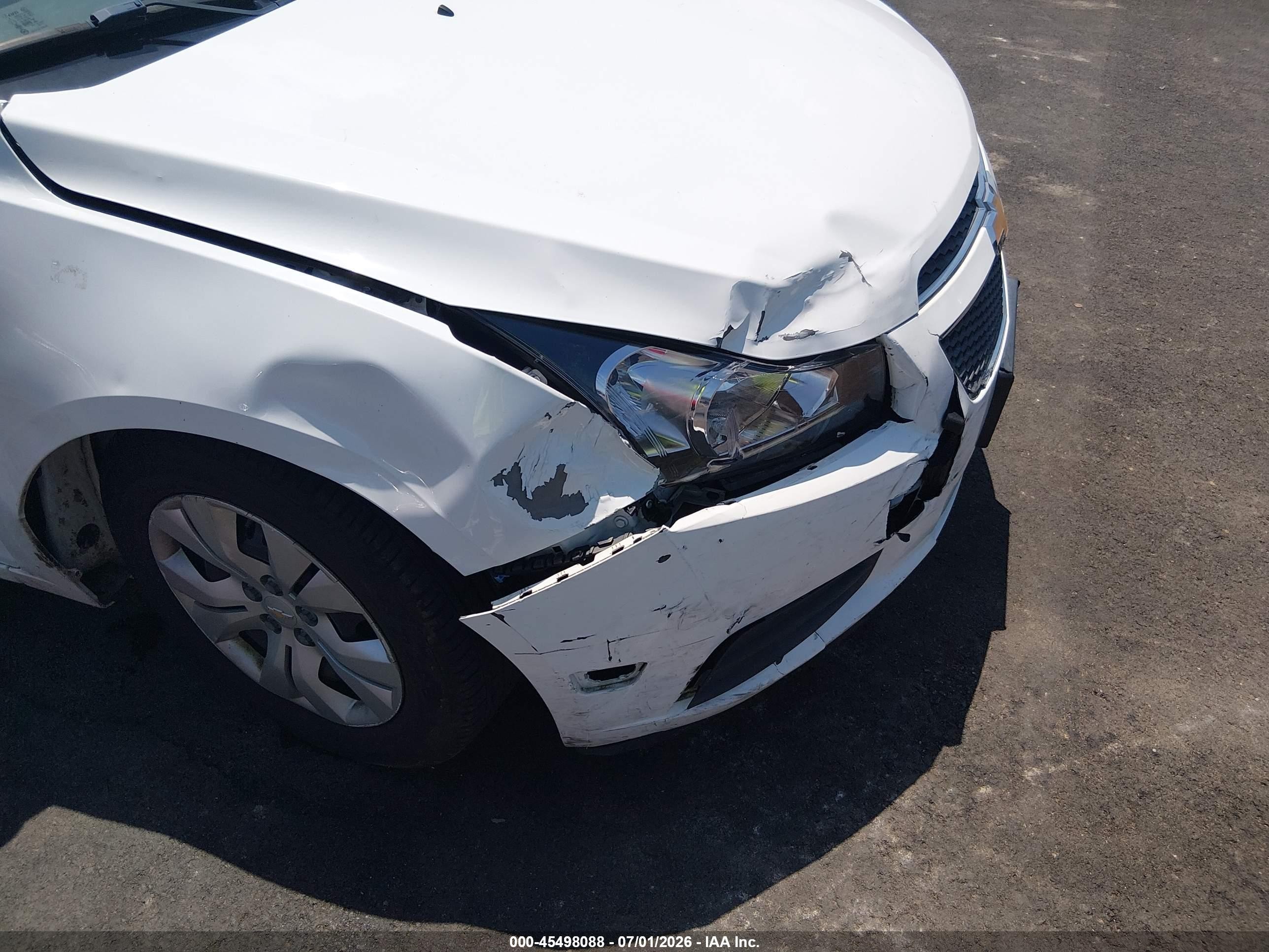 2012 Chevrolet Cruze Ls White vin: 1G1PC5SH3C7363810