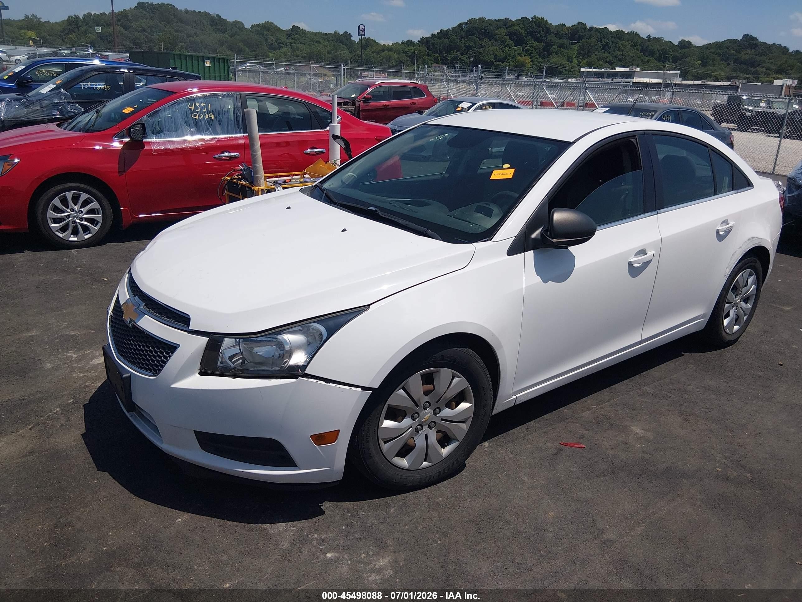 2012 Chevrolet Cruze Ls White vin: 1G1PC5SH3C7363810