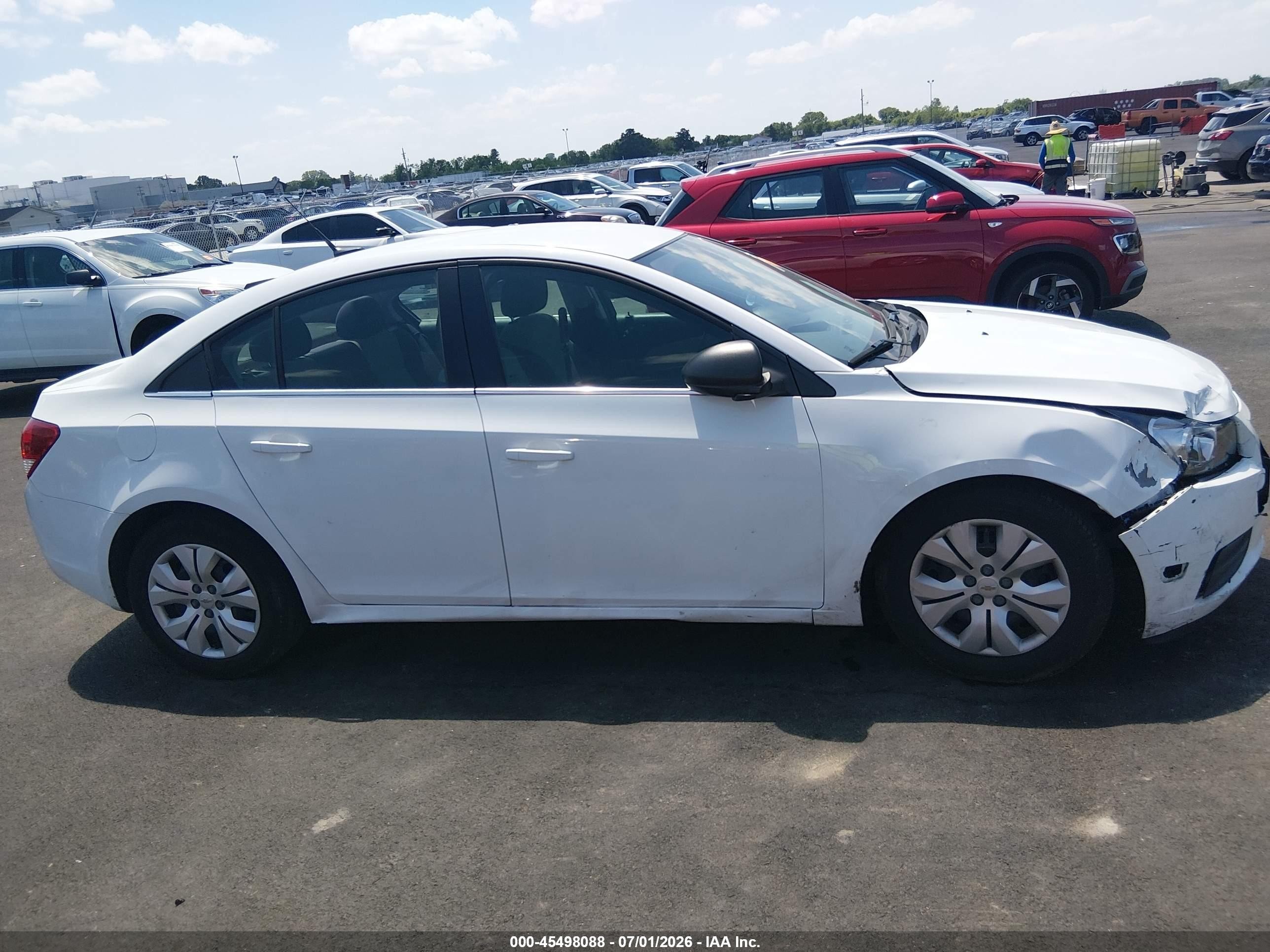 2012 Chevrolet Cruze Ls White vin: 1G1PC5SH3C7363810