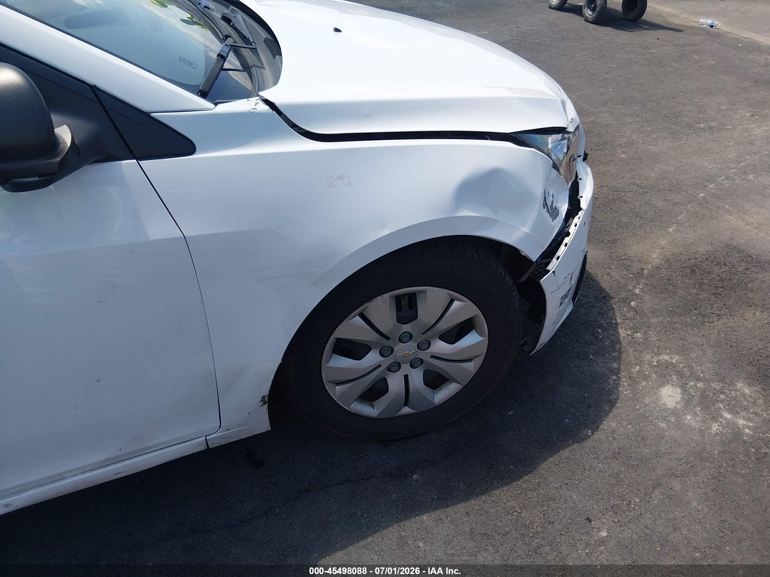 2012 Chevrolet Cruze Ls White vin: 1G1PC5SH3C7363810