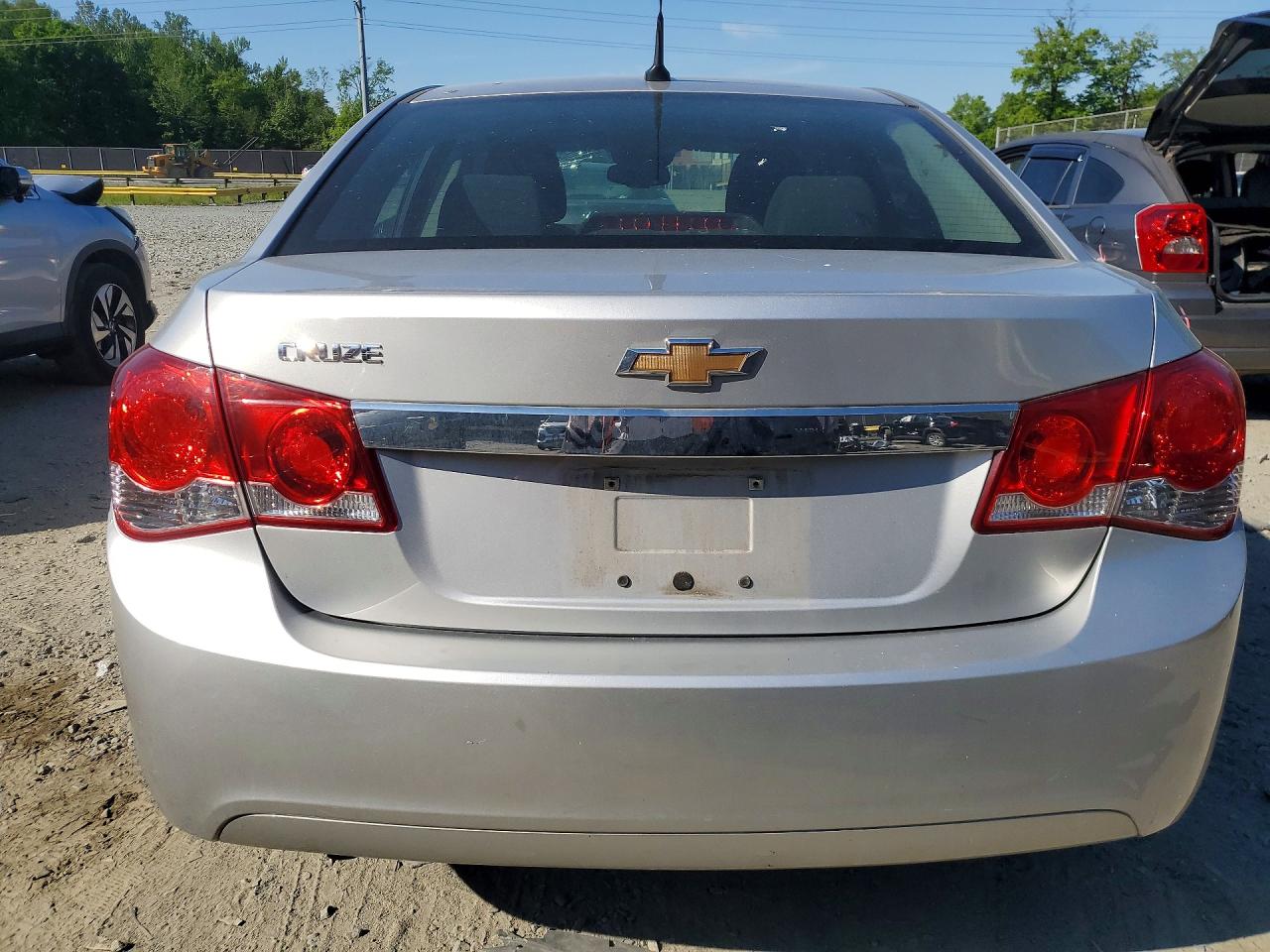 2011 Chevrolet Cruze Ls Silver vin: 1G1PC5SH4B7115550