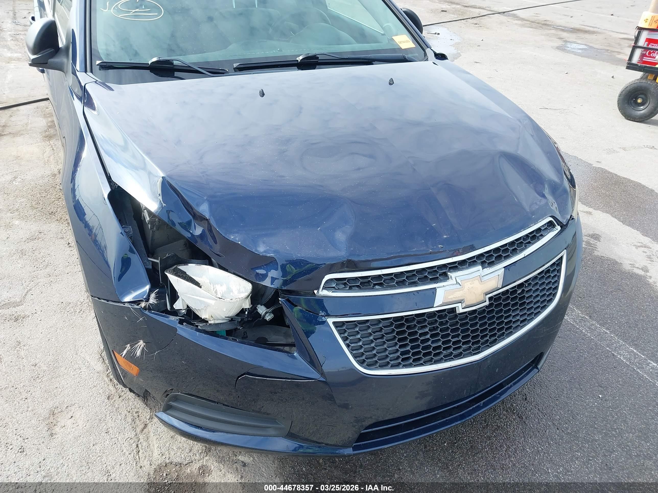 2011 Chevrolet Cruze Ls Blue vin: 1G1PC5SH4B7128542