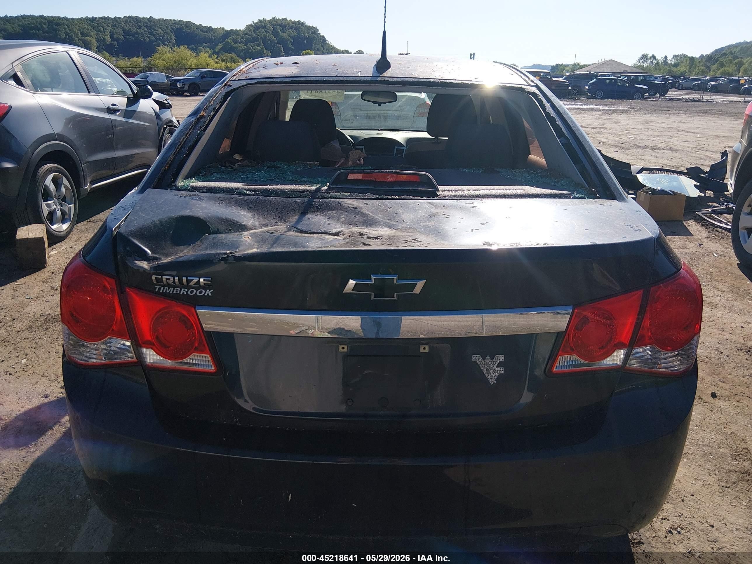 2011 Chevrolet Cruze Ls Black vin: 1G1PC5SH4B7270325