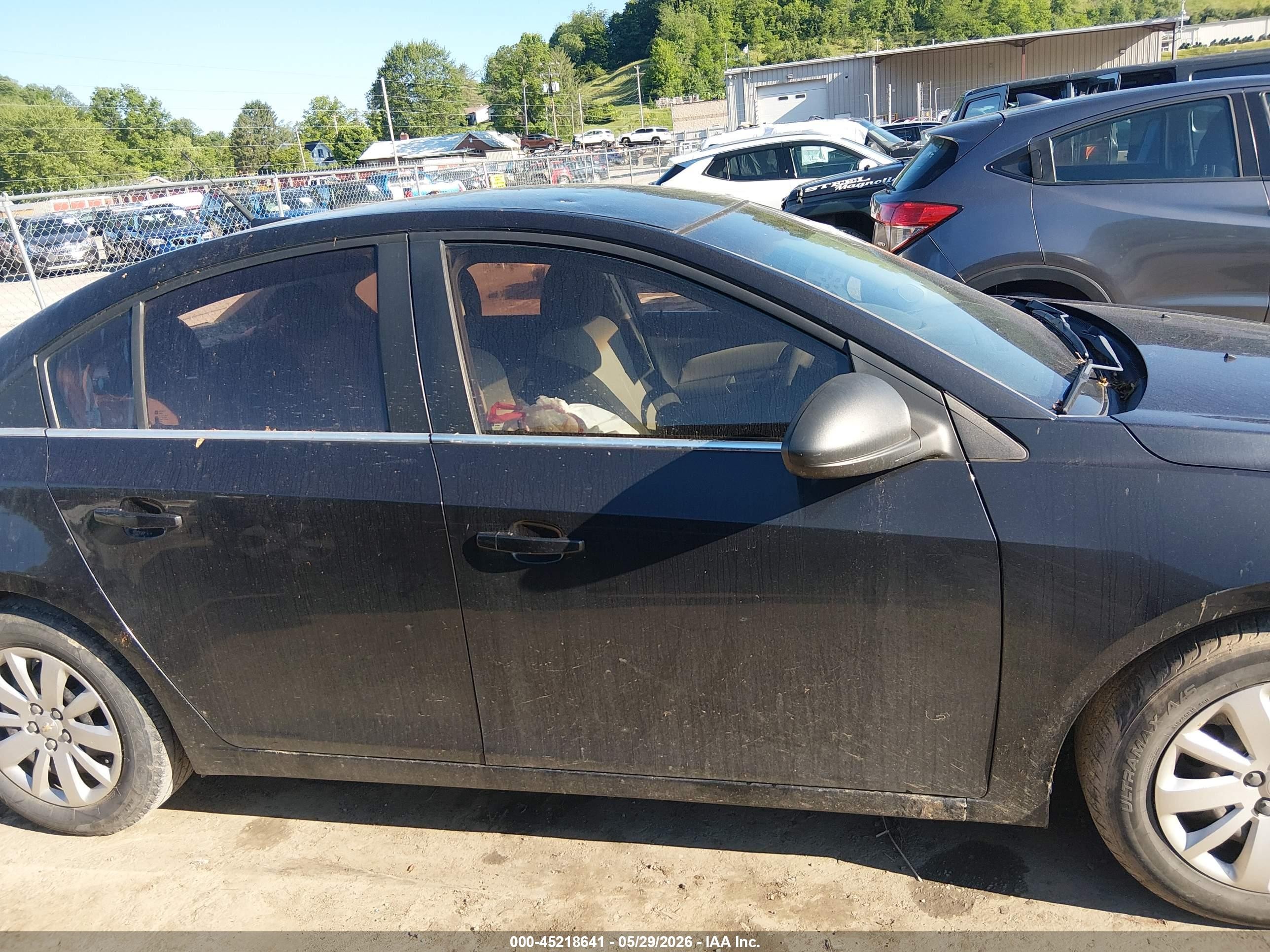 2011 Chevrolet Cruze Ls Black vin: 1G1PC5SH4B7270325