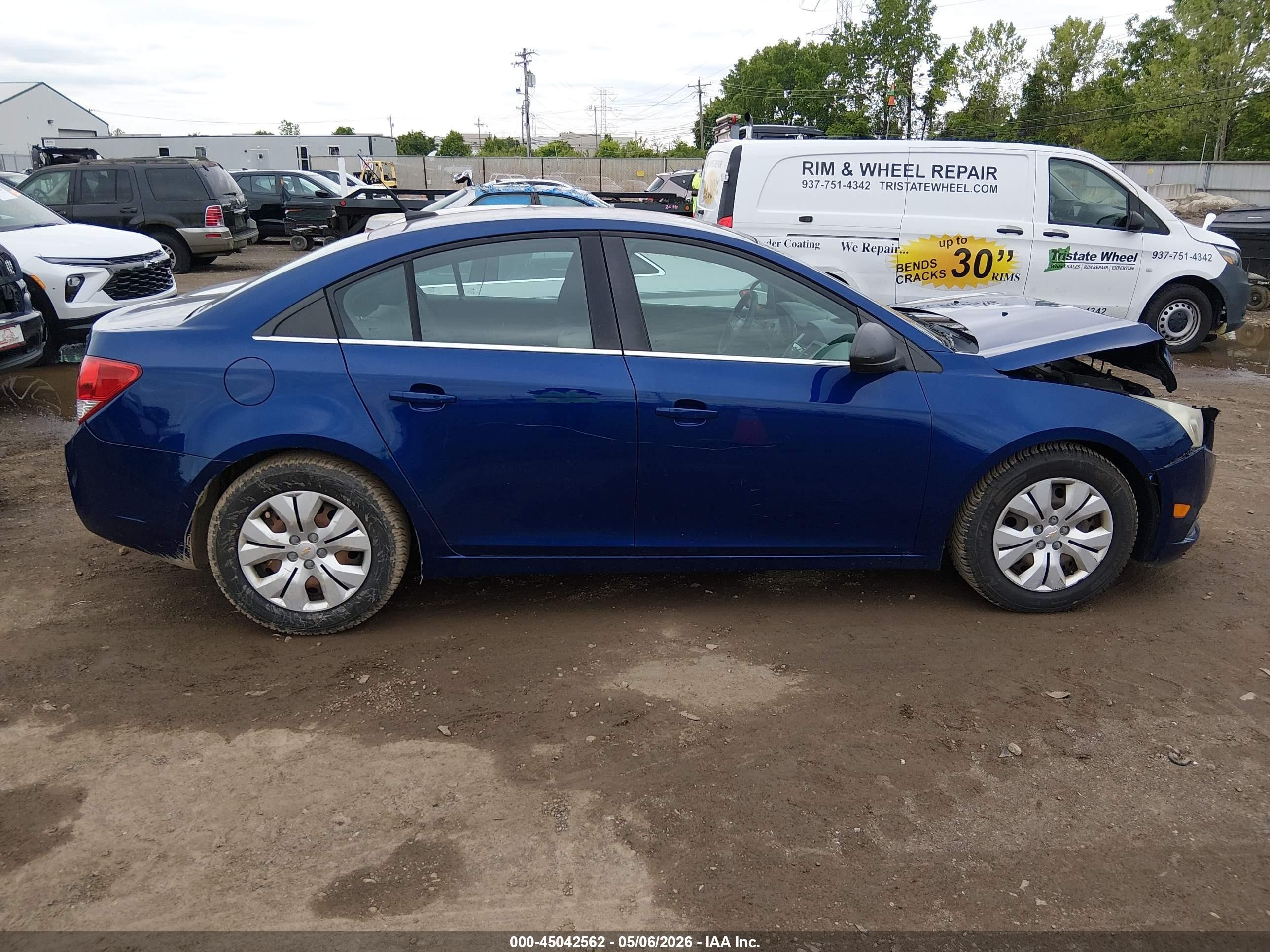 2012 Chevrolet Cruze Ls Синий vin: 1G1PC5SH4C7193506