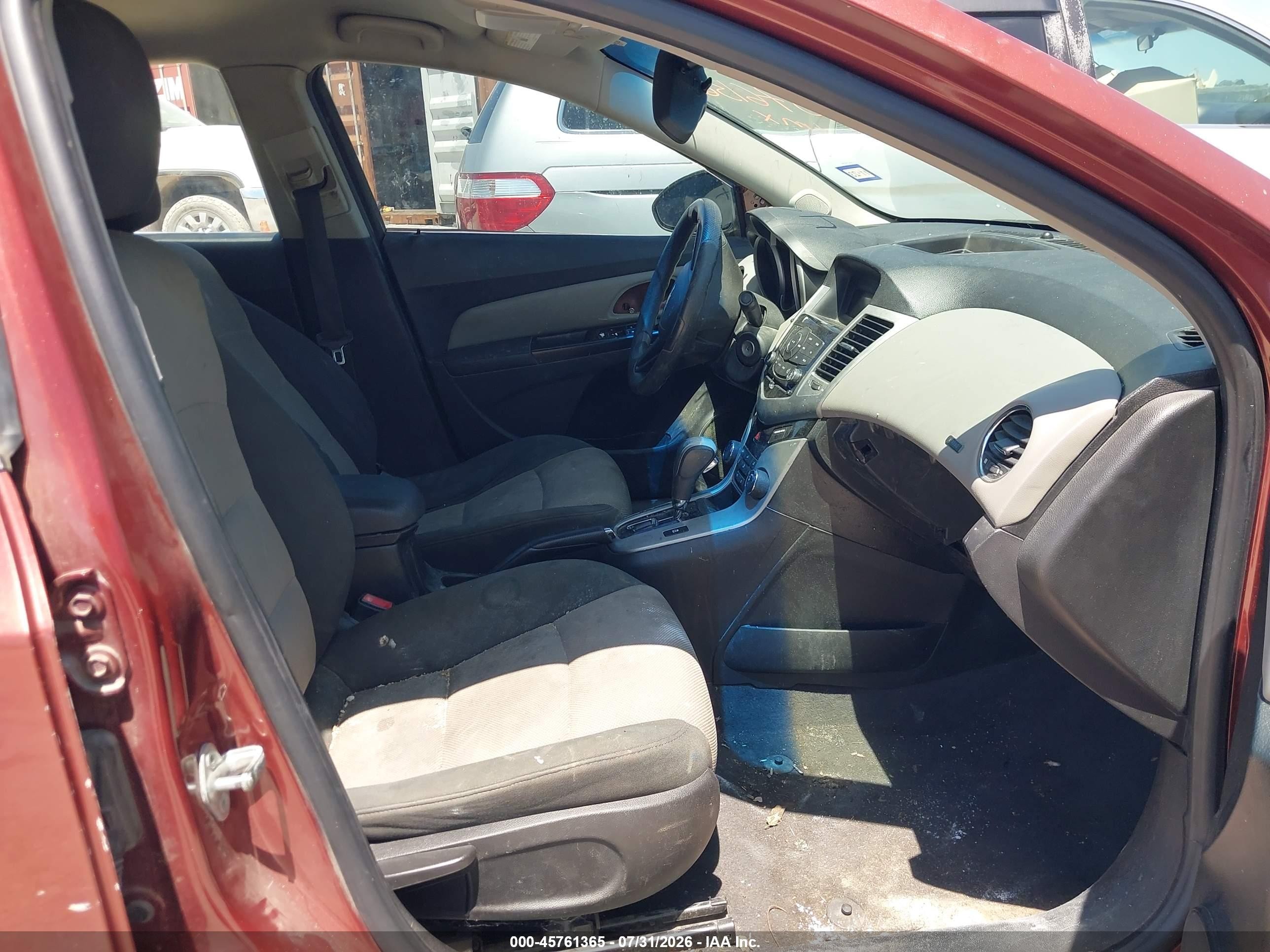 2012 Chevrolet Cruze Ls Red vin: 1G1PC5SH4C7207226