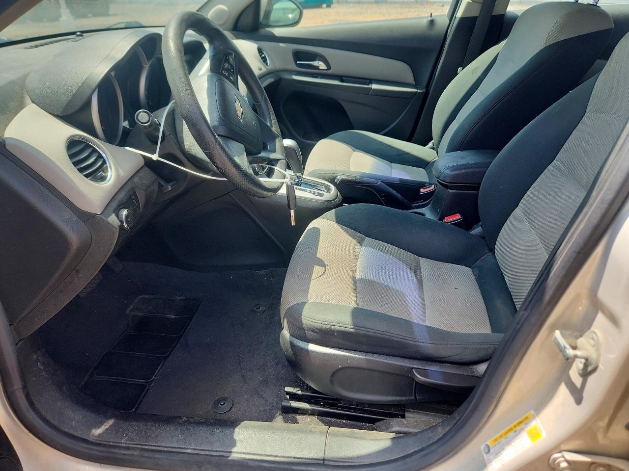 2012 Chevrolet Cruze Ls Silver vin: 1G1PC5SH4C7208568