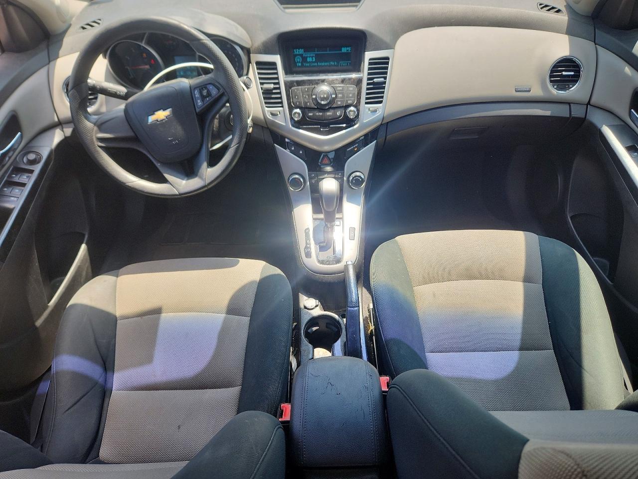 2012 Chevrolet Cruze Ls Silver vin: 1G1PC5SH4C7208568