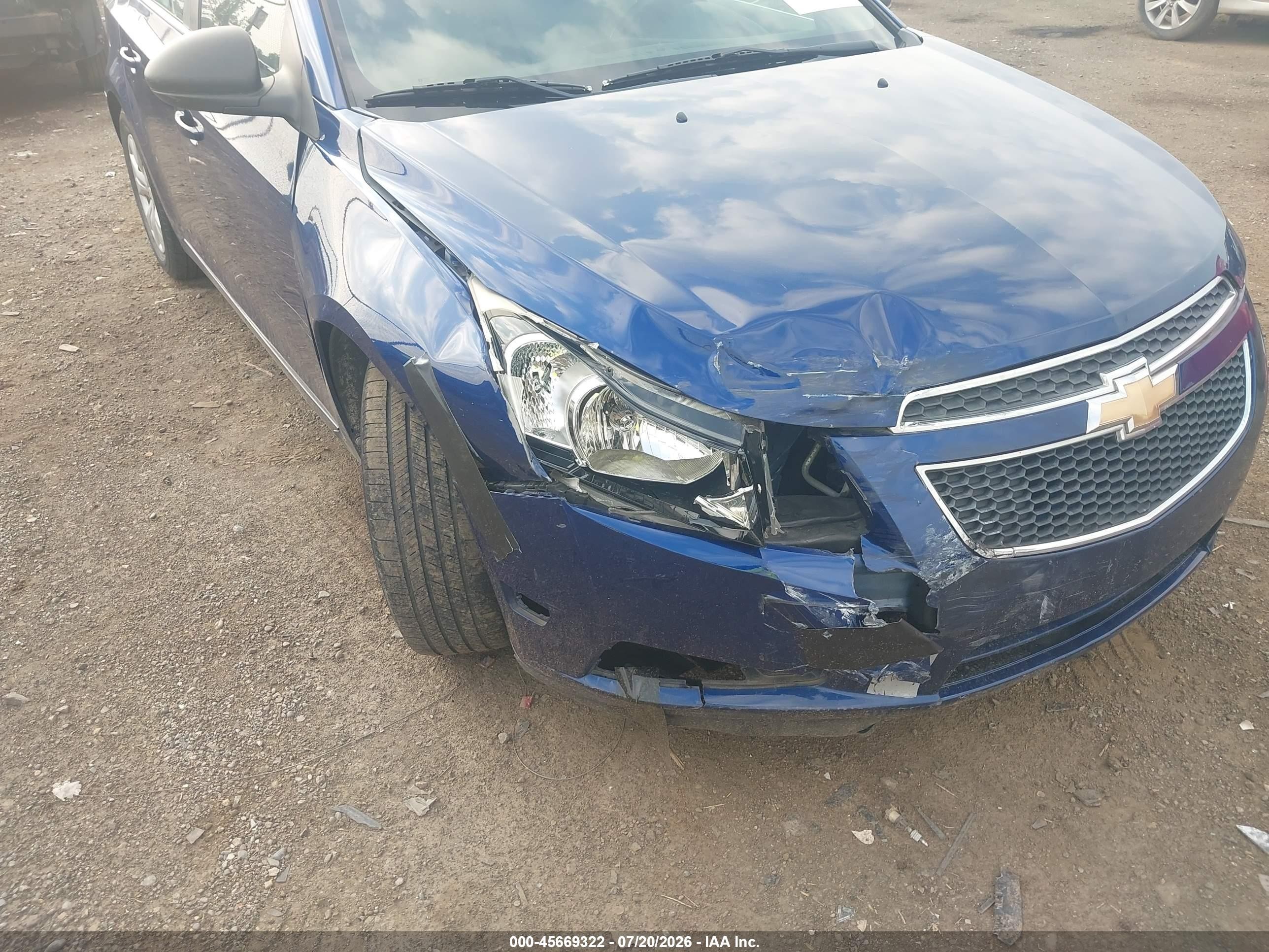 2012 Chevrolet Cruze Ls Blue vin: 1G1PC5SH4C7246382