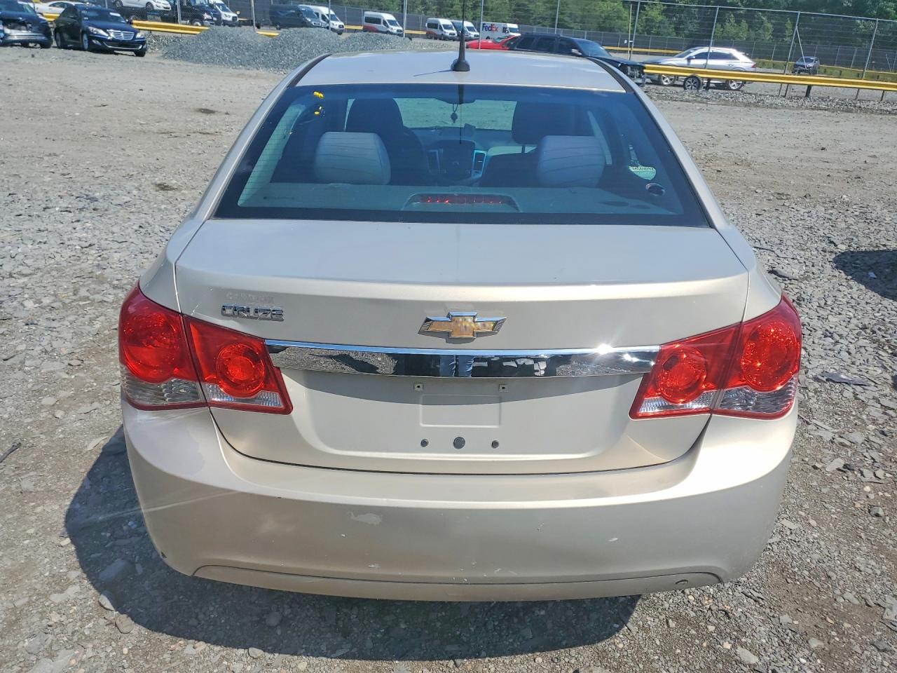 2012 Chevrolet Cruze Ls Gold vin: 1G1PC5SH4C7284503