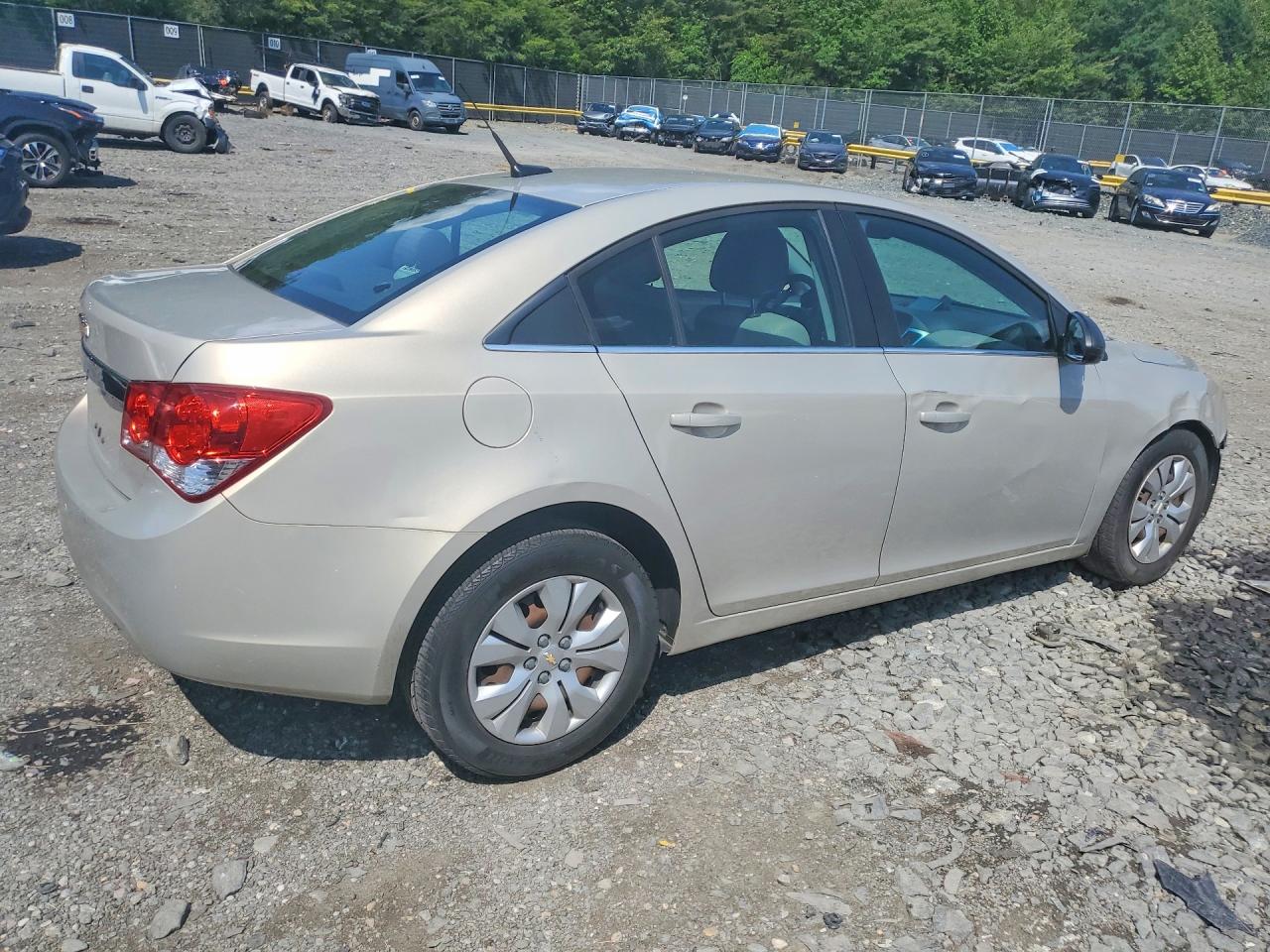 2012 Chevrolet Cruze Ls Gold vin: 1G1PC5SH4C7284503