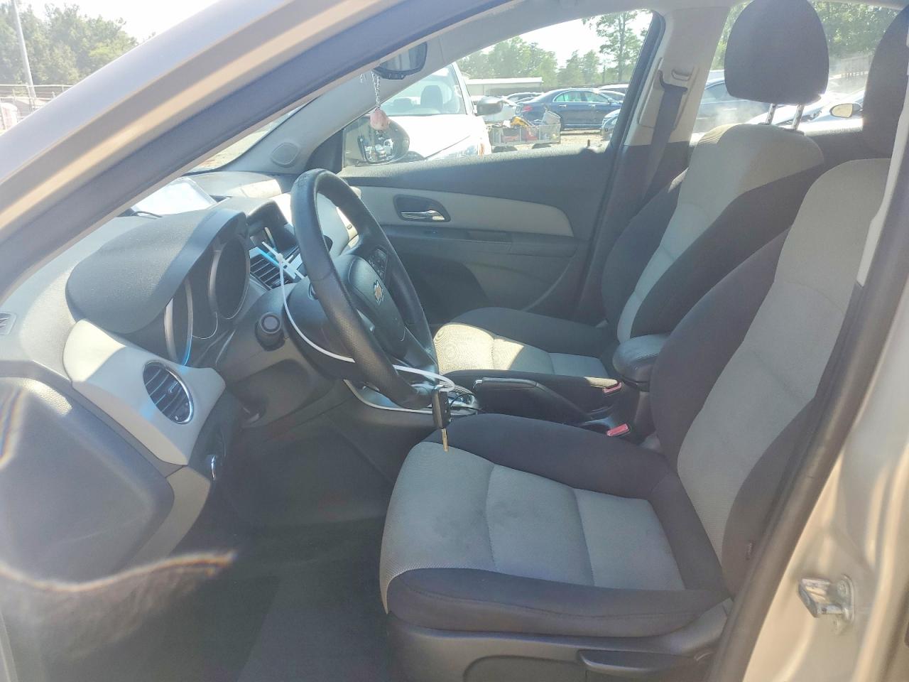 2012 Chevrolet Cruze Ls Gold vin: 1G1PC5SH4C7284503