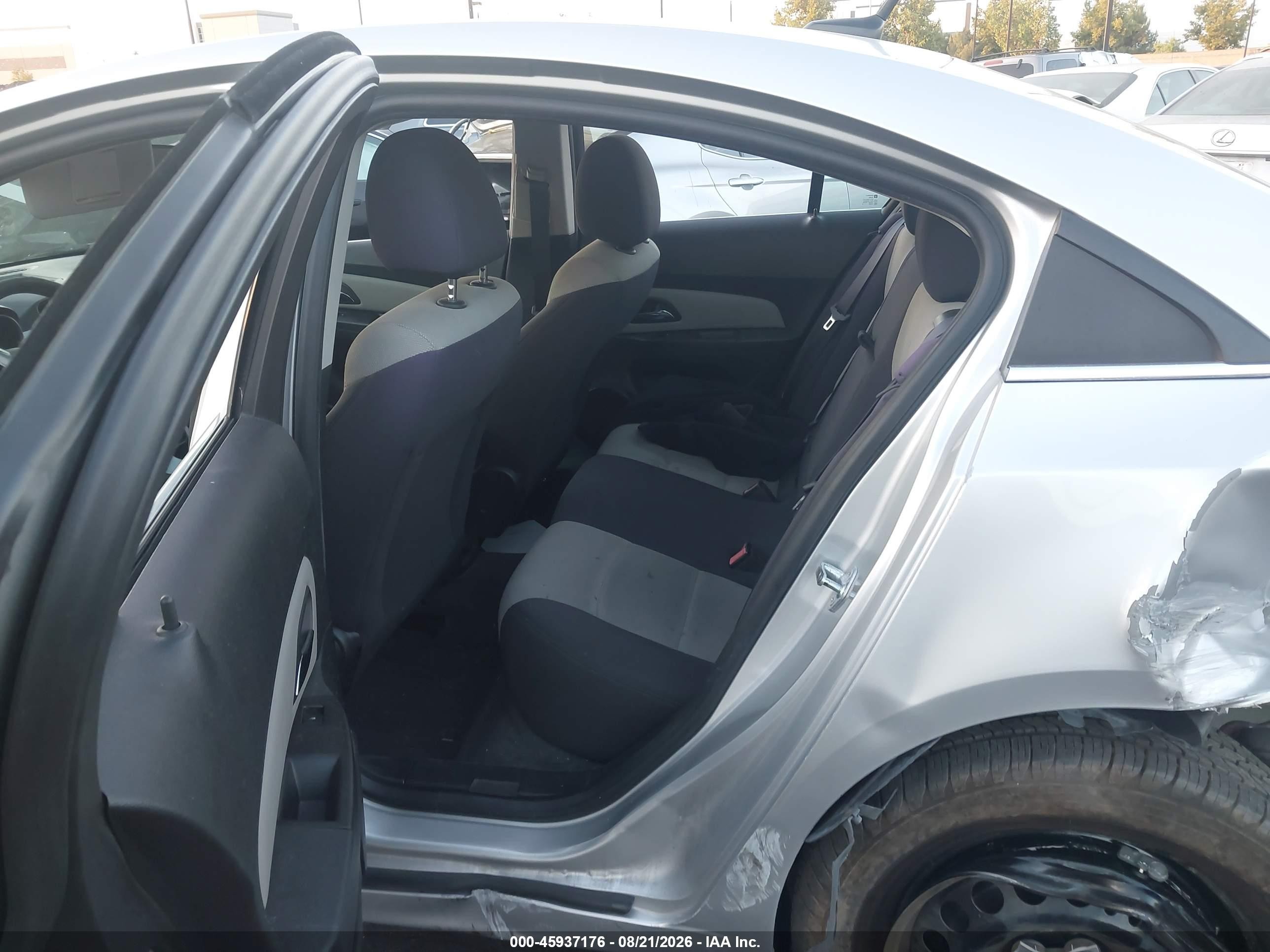2012 Chevrolet Cruze Ls Silver vin: 1G1PC5SH4C7348409